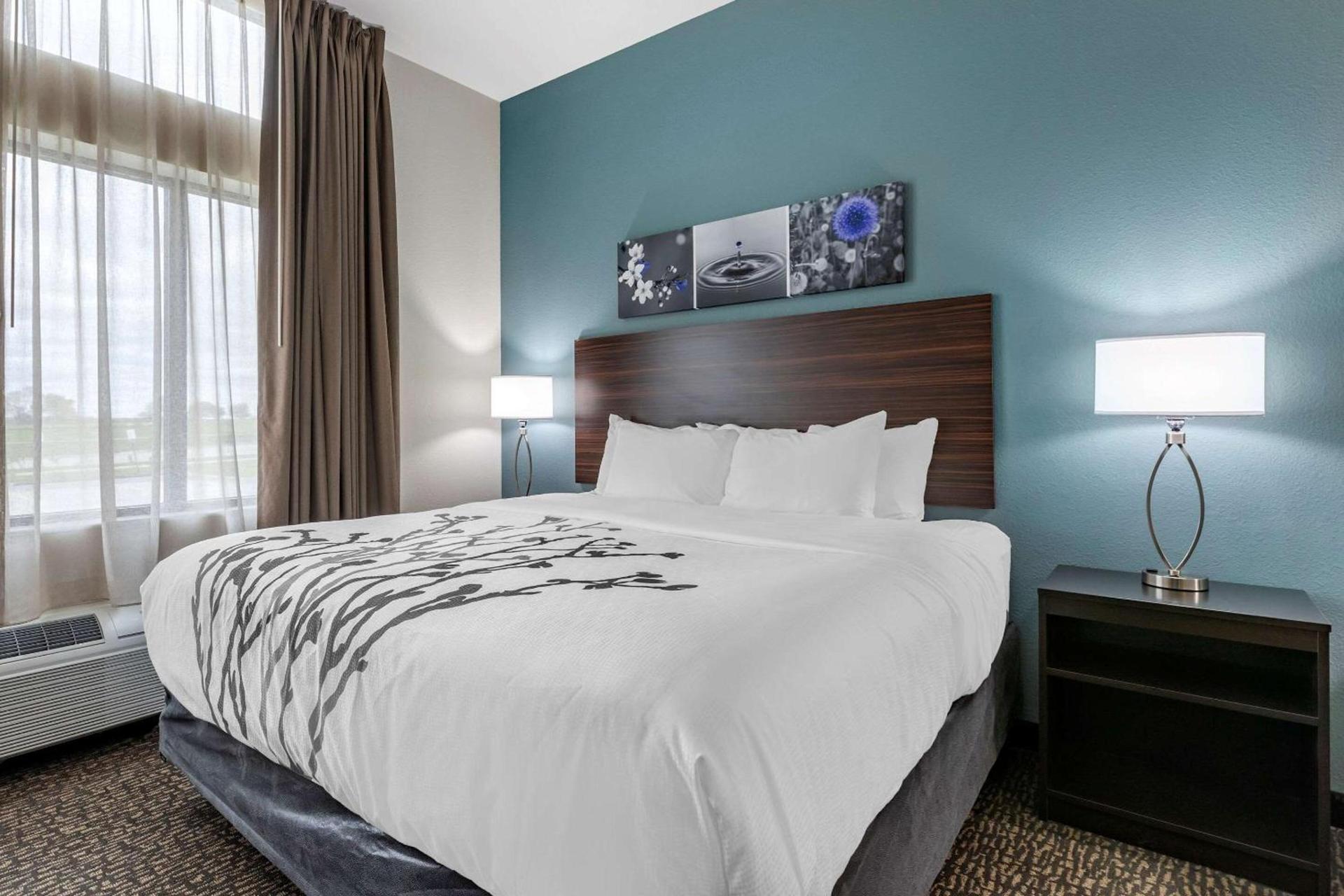 Sleep Inn Waukee-West Des Moines photo 13