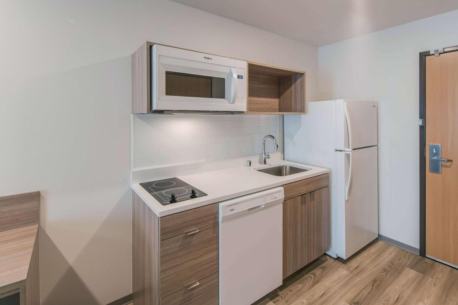 WoodSpring Suites Tri-Cities Richland photo 23