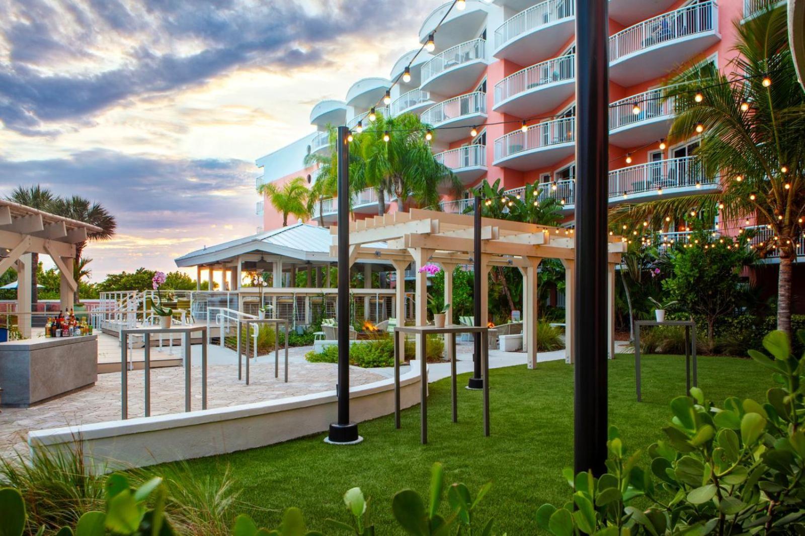 Beach House Suites by the Don CeSar photo 5
