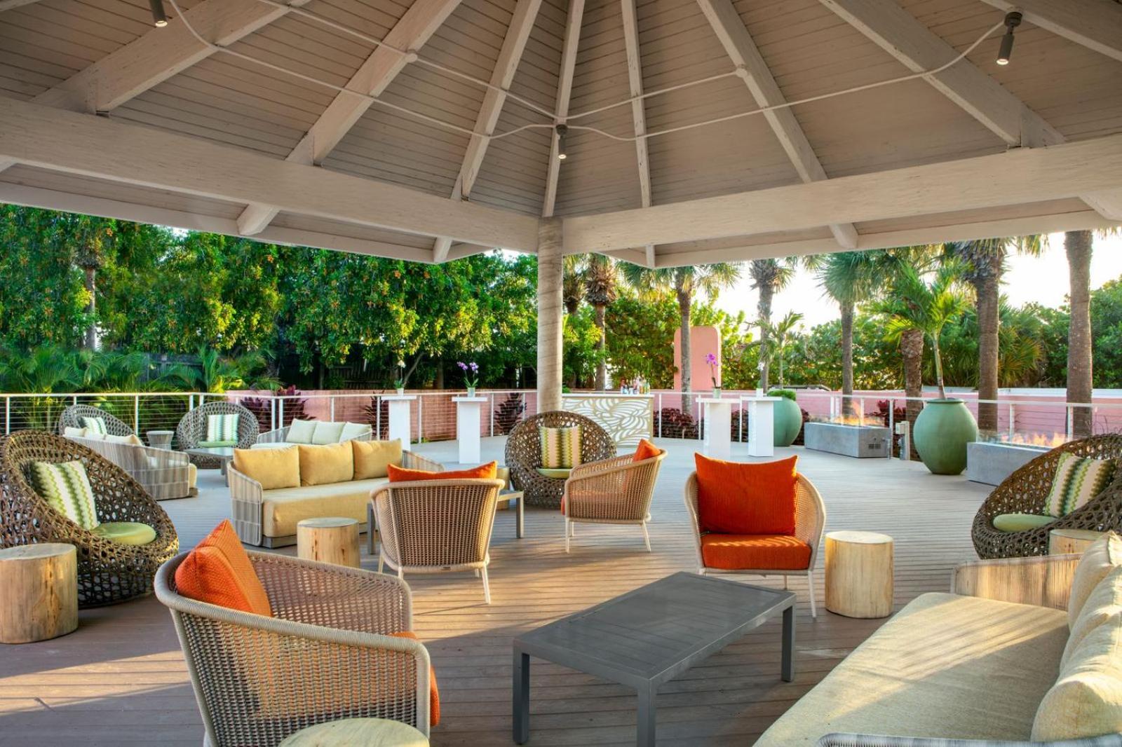 Beach House Suites by the Don CeSar photo 3