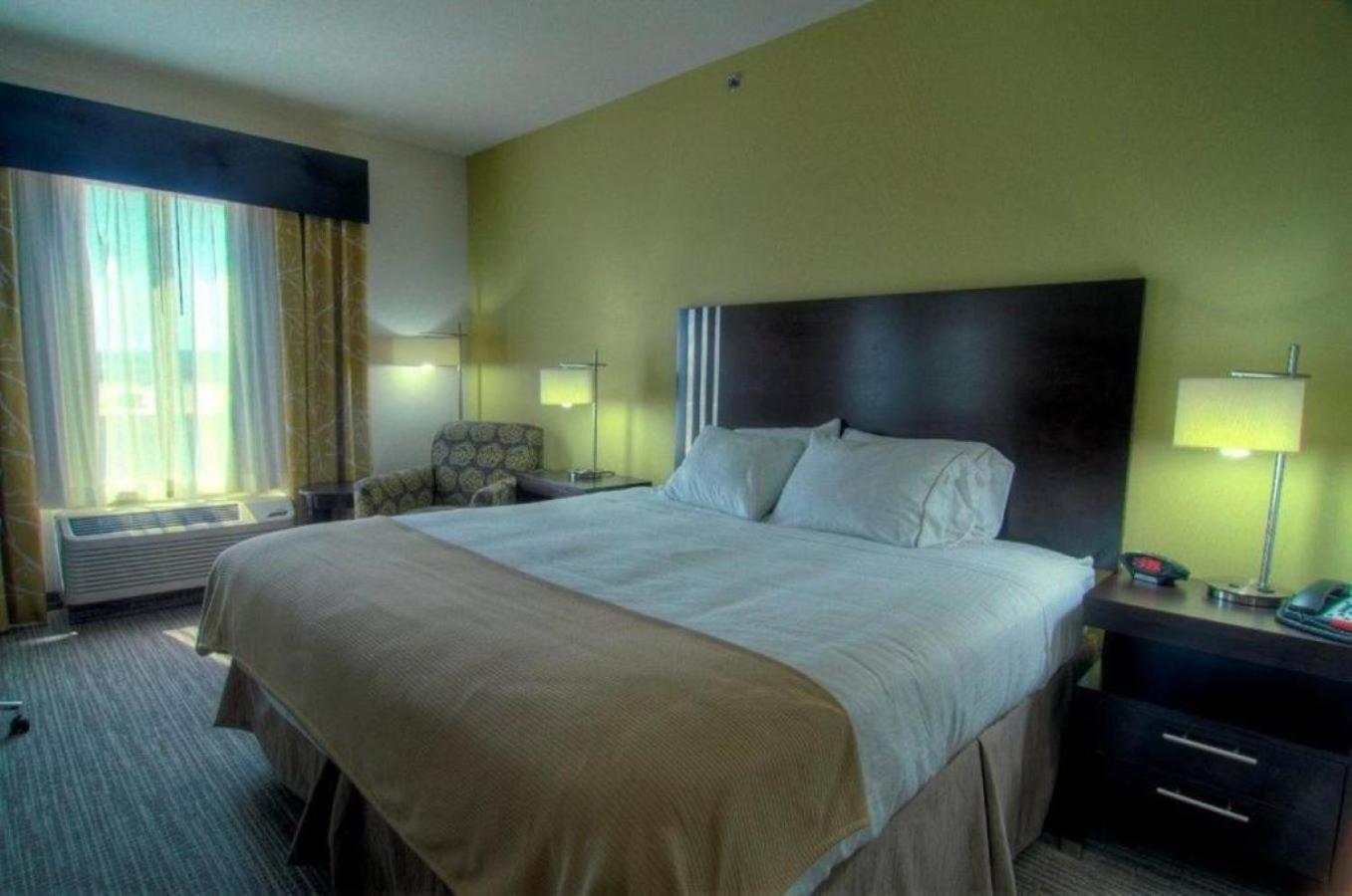 Holiday Inn Express Conway by IHG photo 2