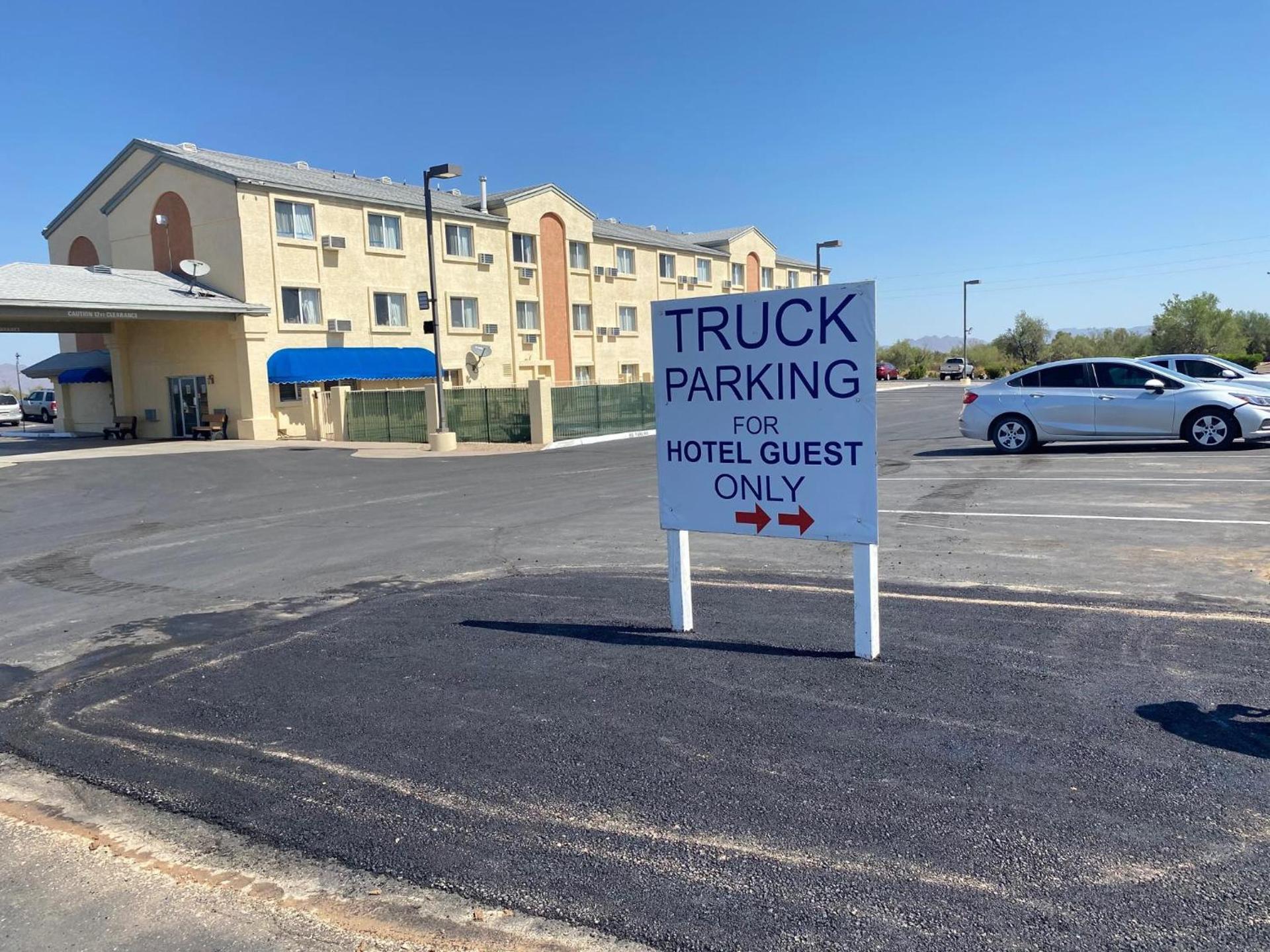 Americas Choice Inn & Suites photo 11