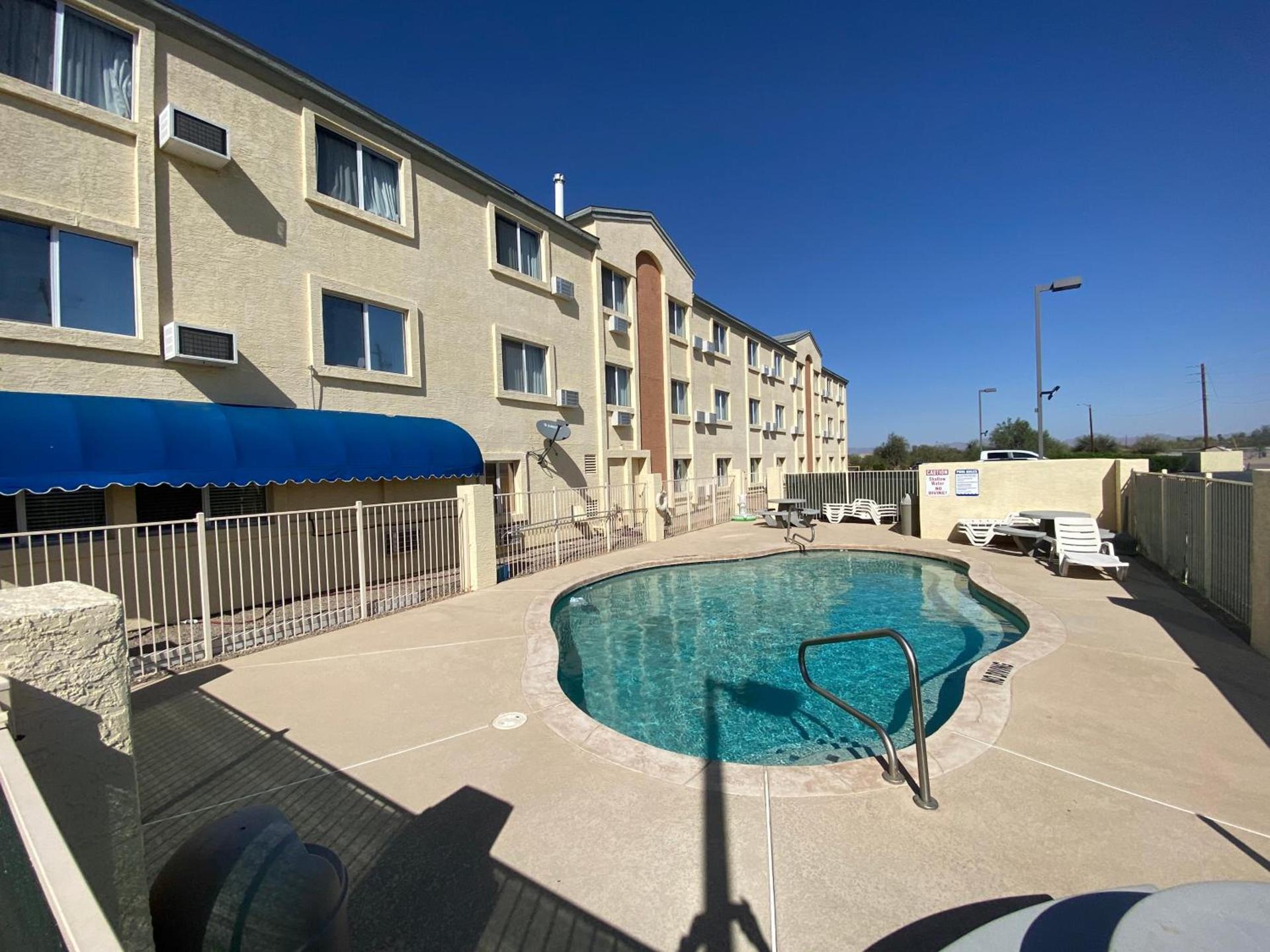 Americas Choice Inn & Suites photo 8
