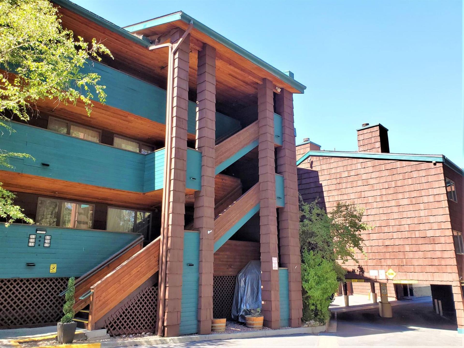 Snow Lake Lodge photo 7