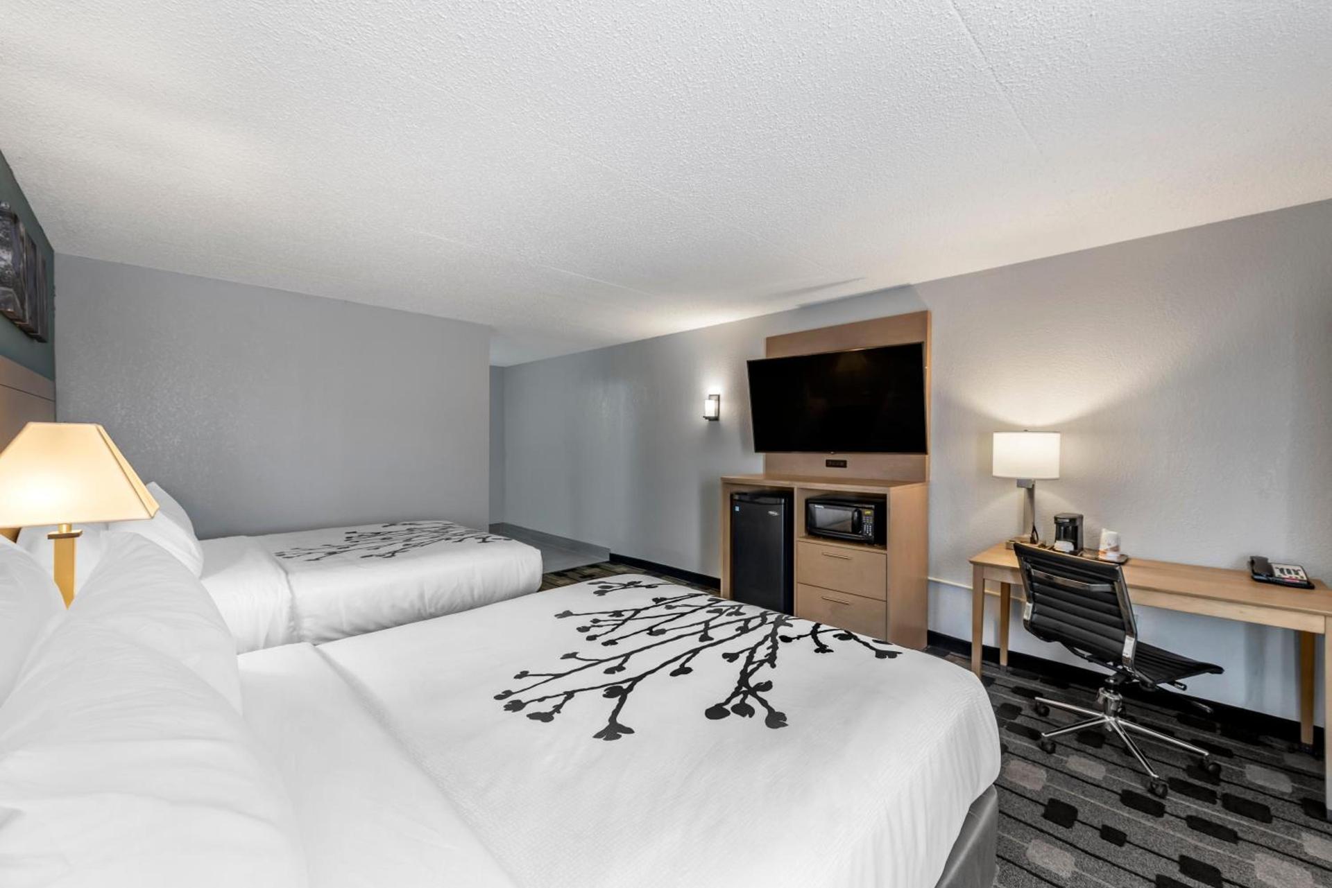 Sleep Inn Terre Haute University Area photo 24