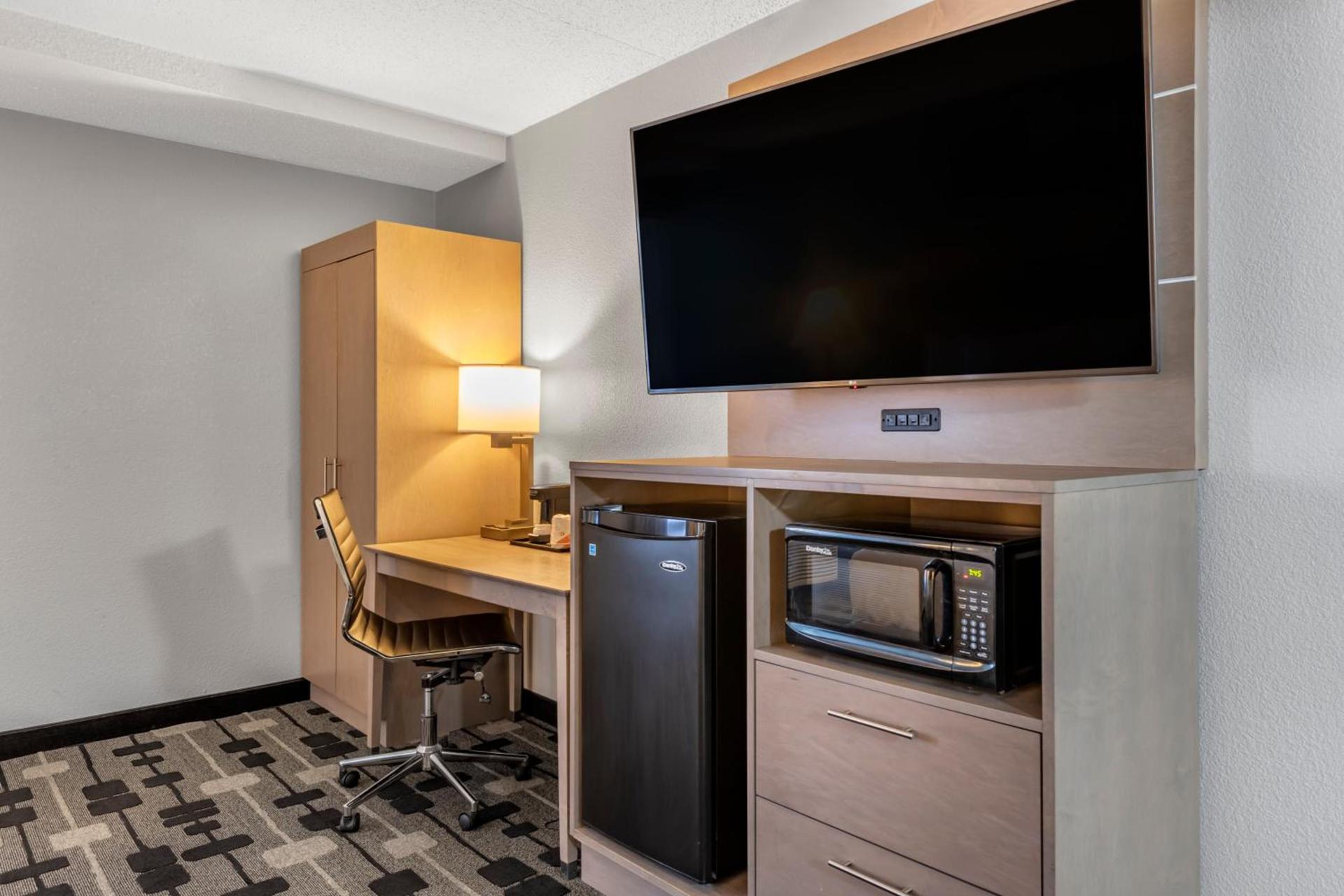 Sleep Inn Terre Haute University Area photo 27