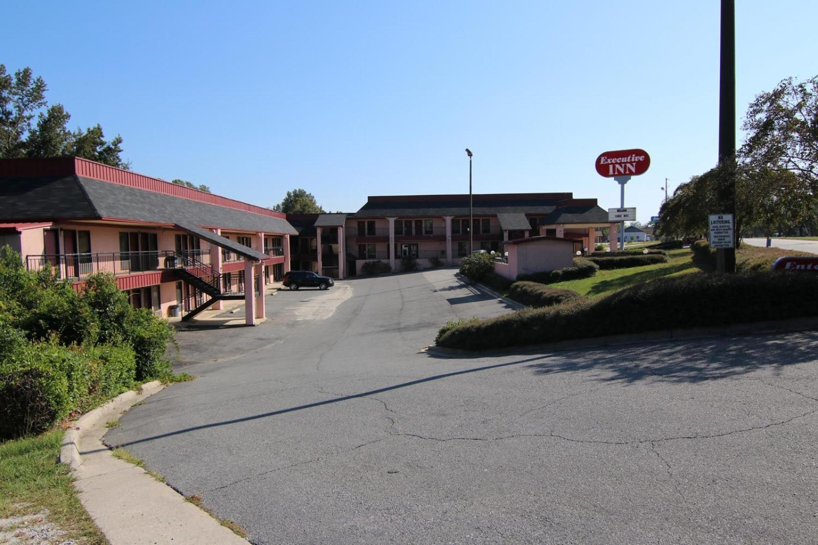 Executive Inn Kershaw photo 1