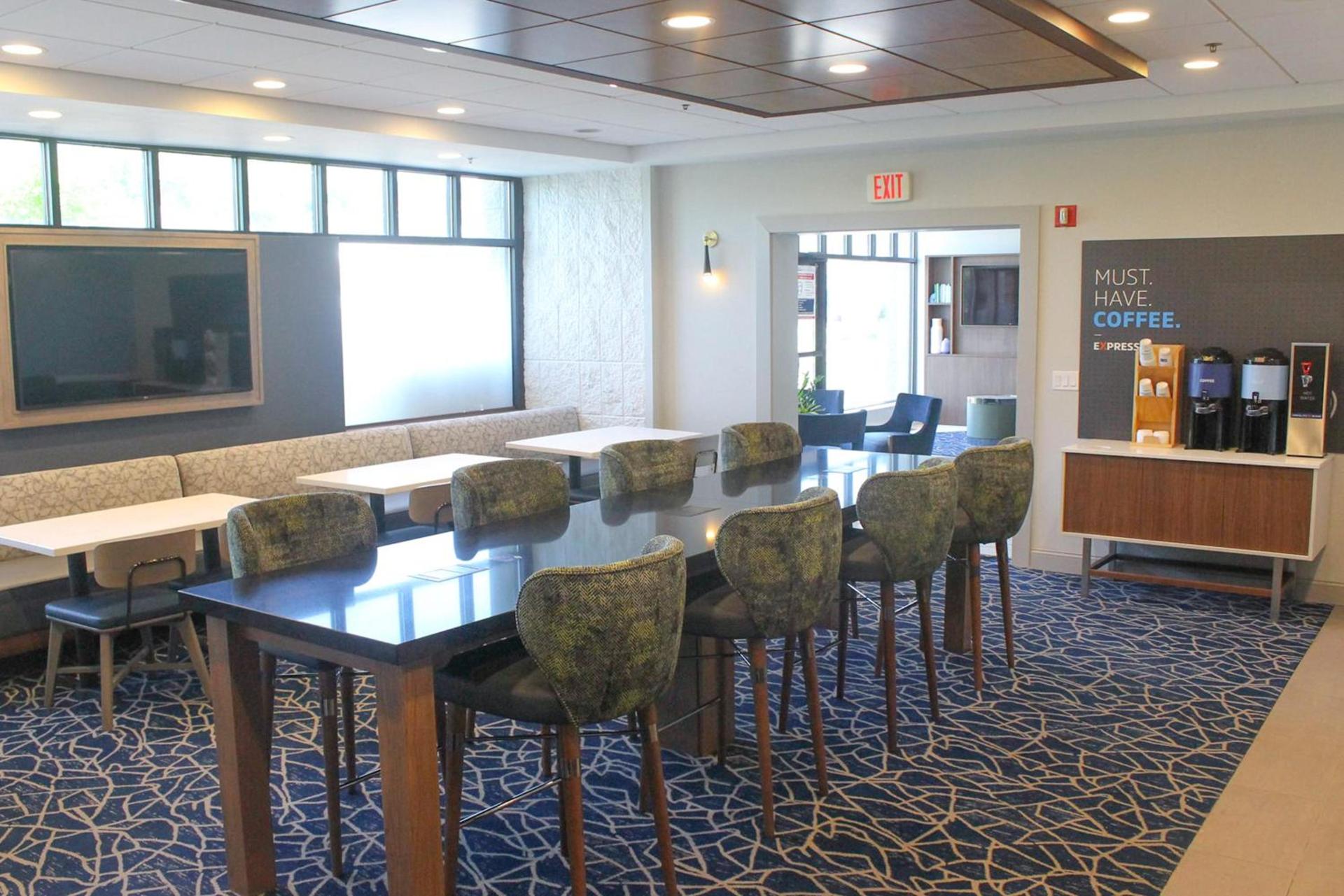Holiday Inn Express & Suites Boston - Cambridge by IHG photo 33