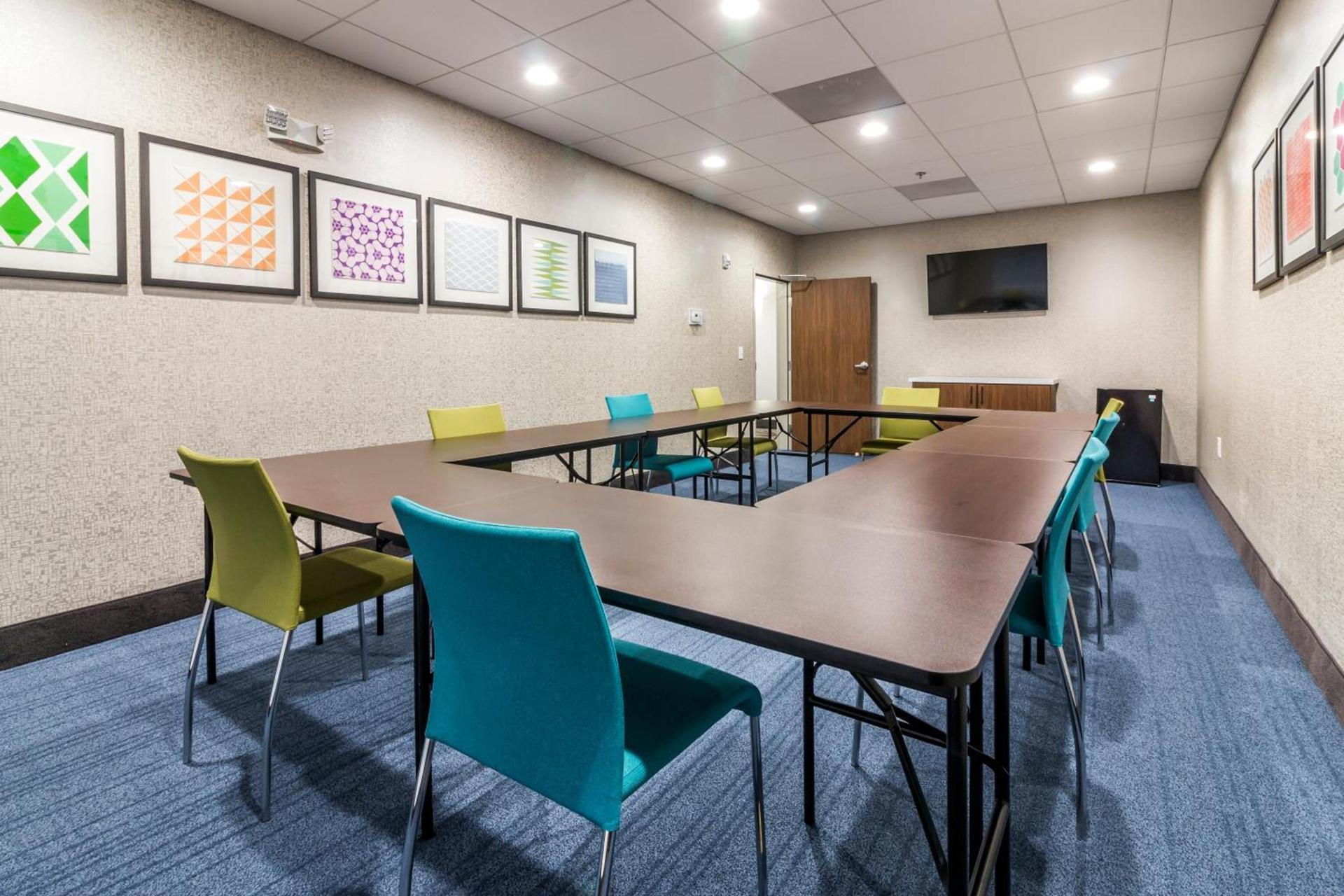 Holiday Inn Express - Villa Rica by IHG photo 36