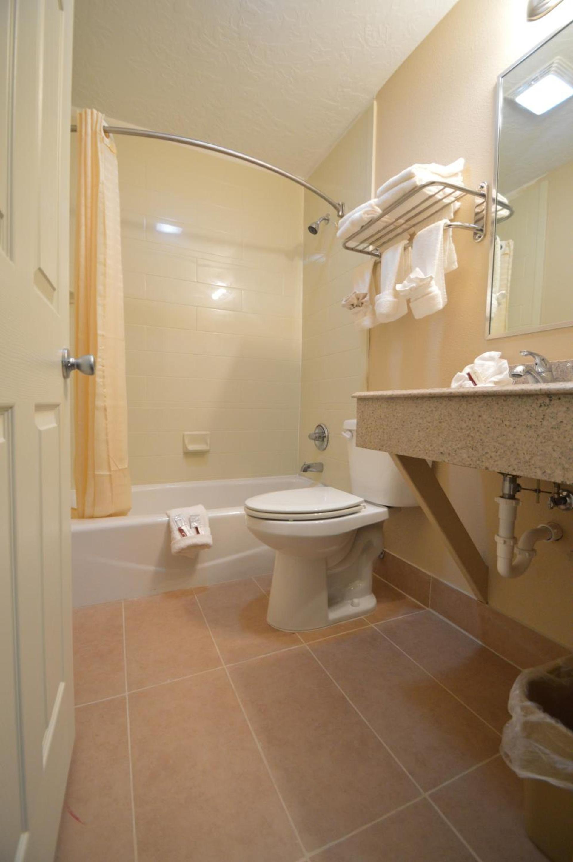 Executive Inn Snyder photo 21