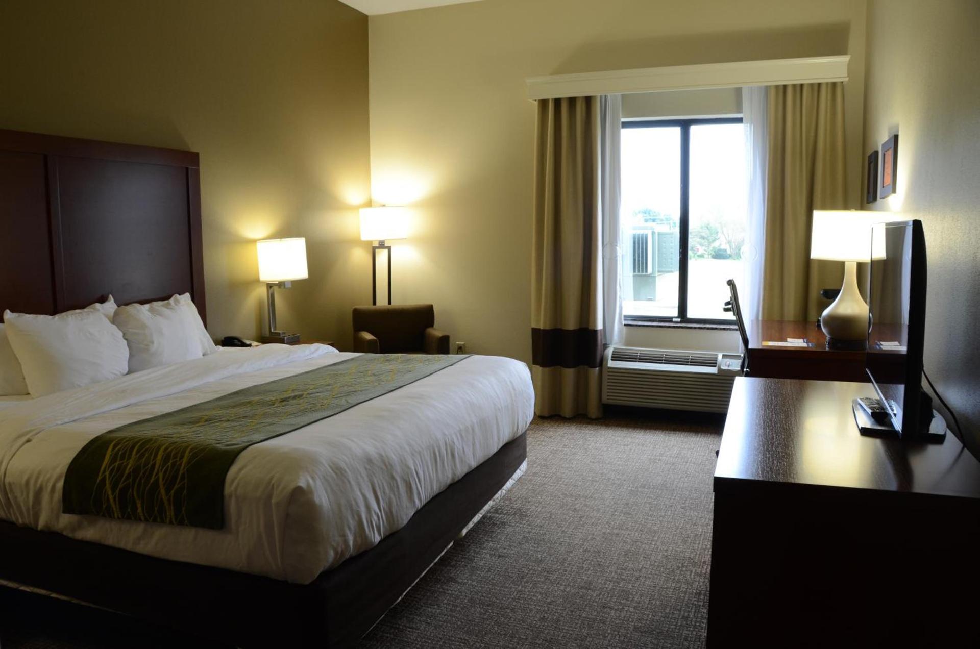 Comfort Inn & Suites Cave City photo 38