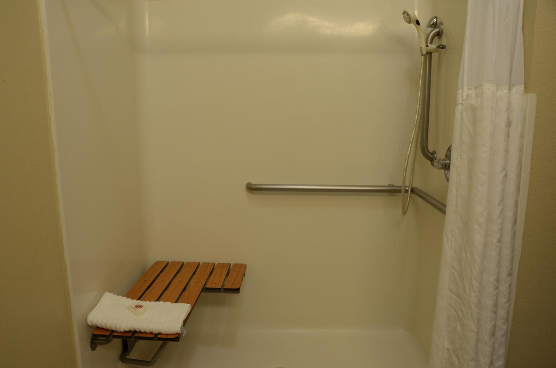 Comfort Inn & Suites Cave City photo 45