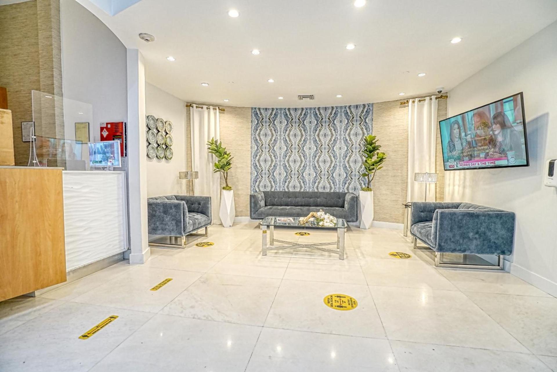 Deluxe apartments at the Congress photo 7
