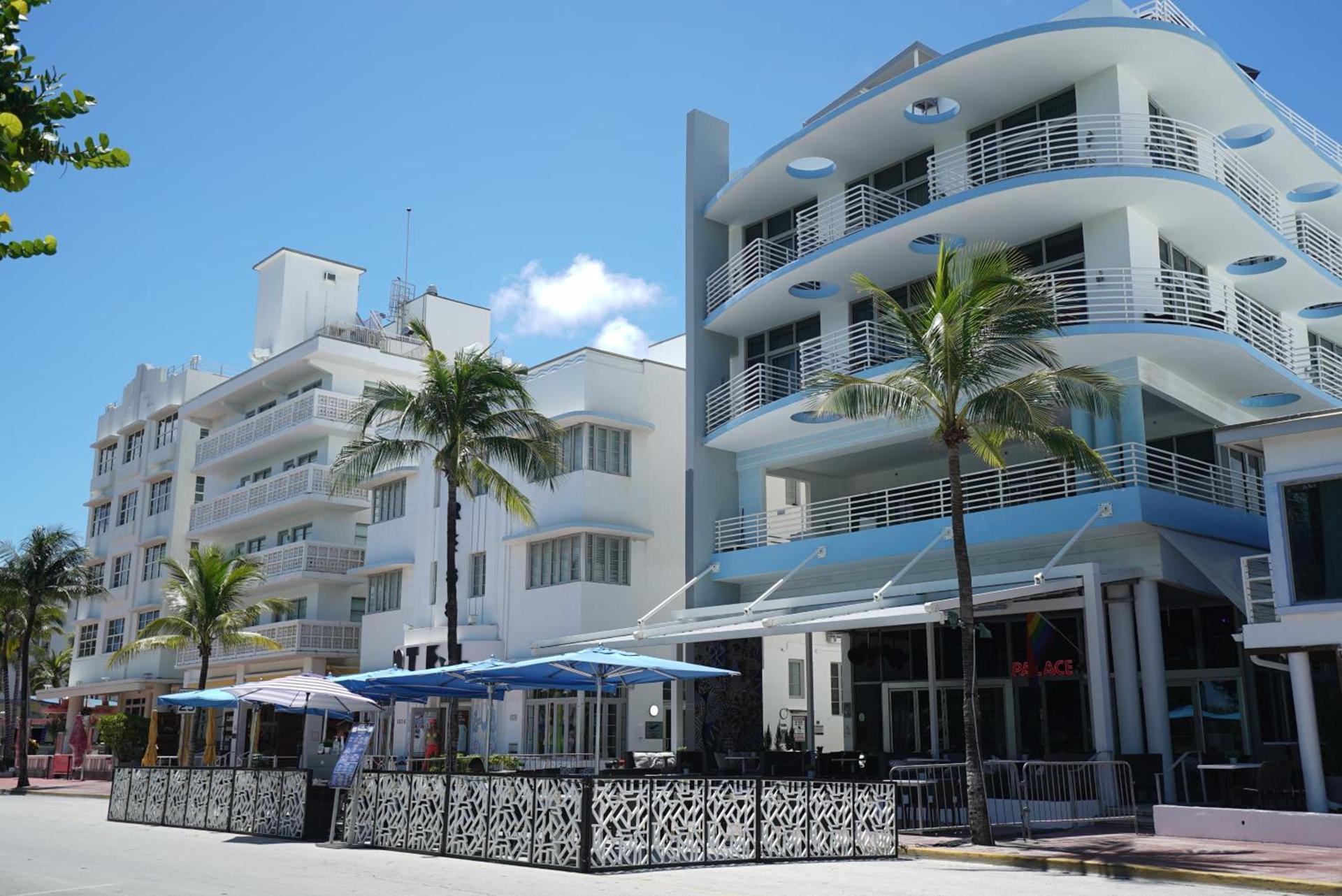 Deluxe apartments at the Congress photo 12