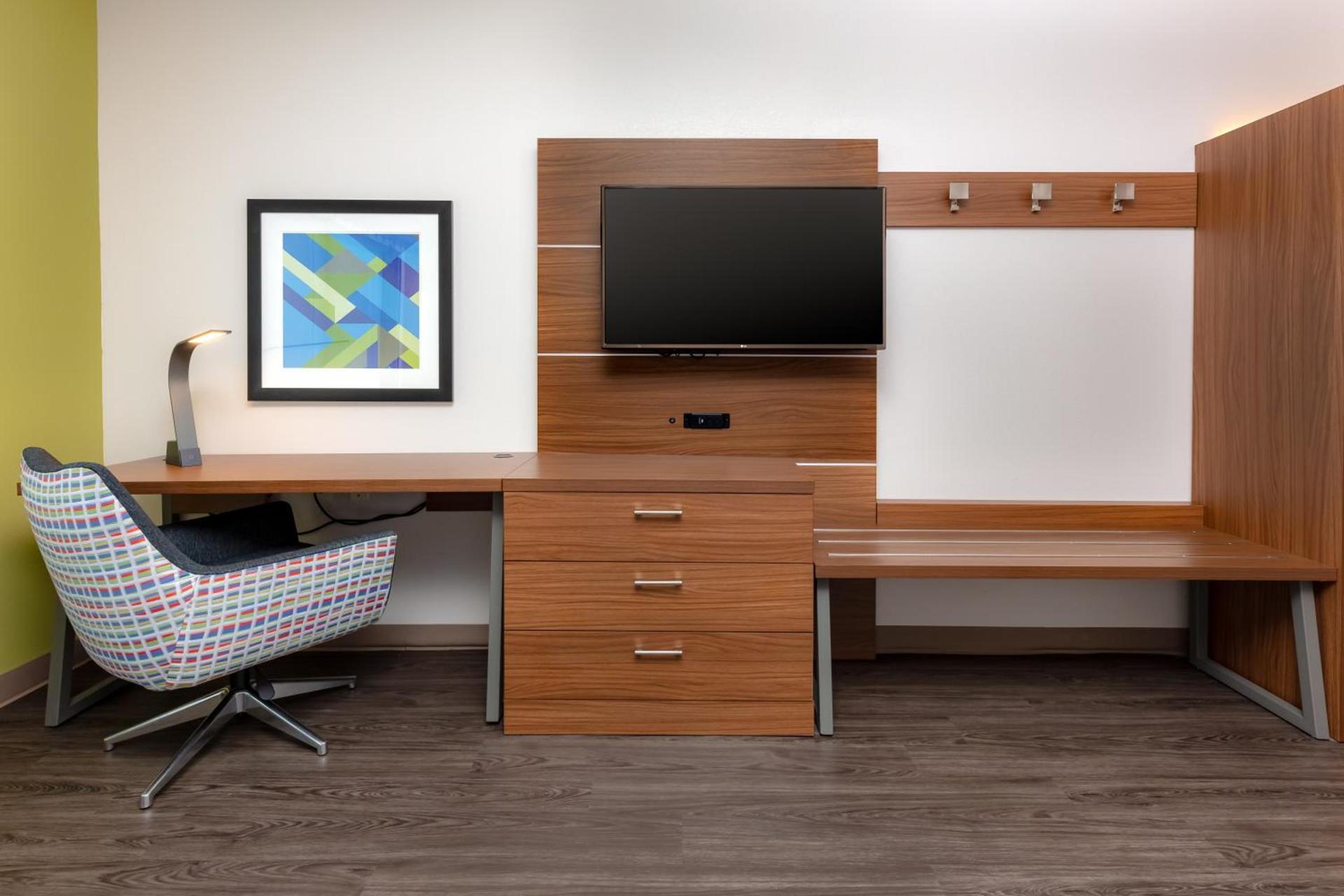 Holiday Inn Express Calhoun South by IHG photo 19