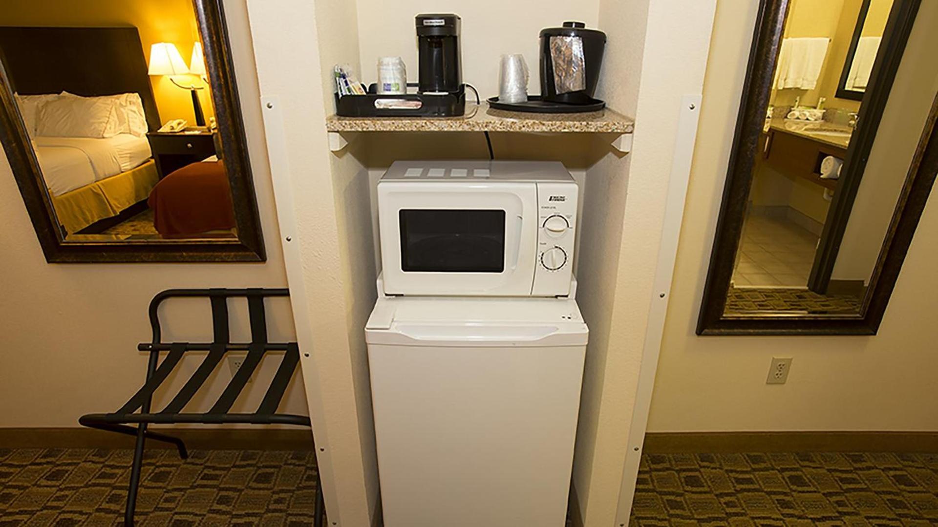 Holiday Inn Express Boonville by IHG photo 32