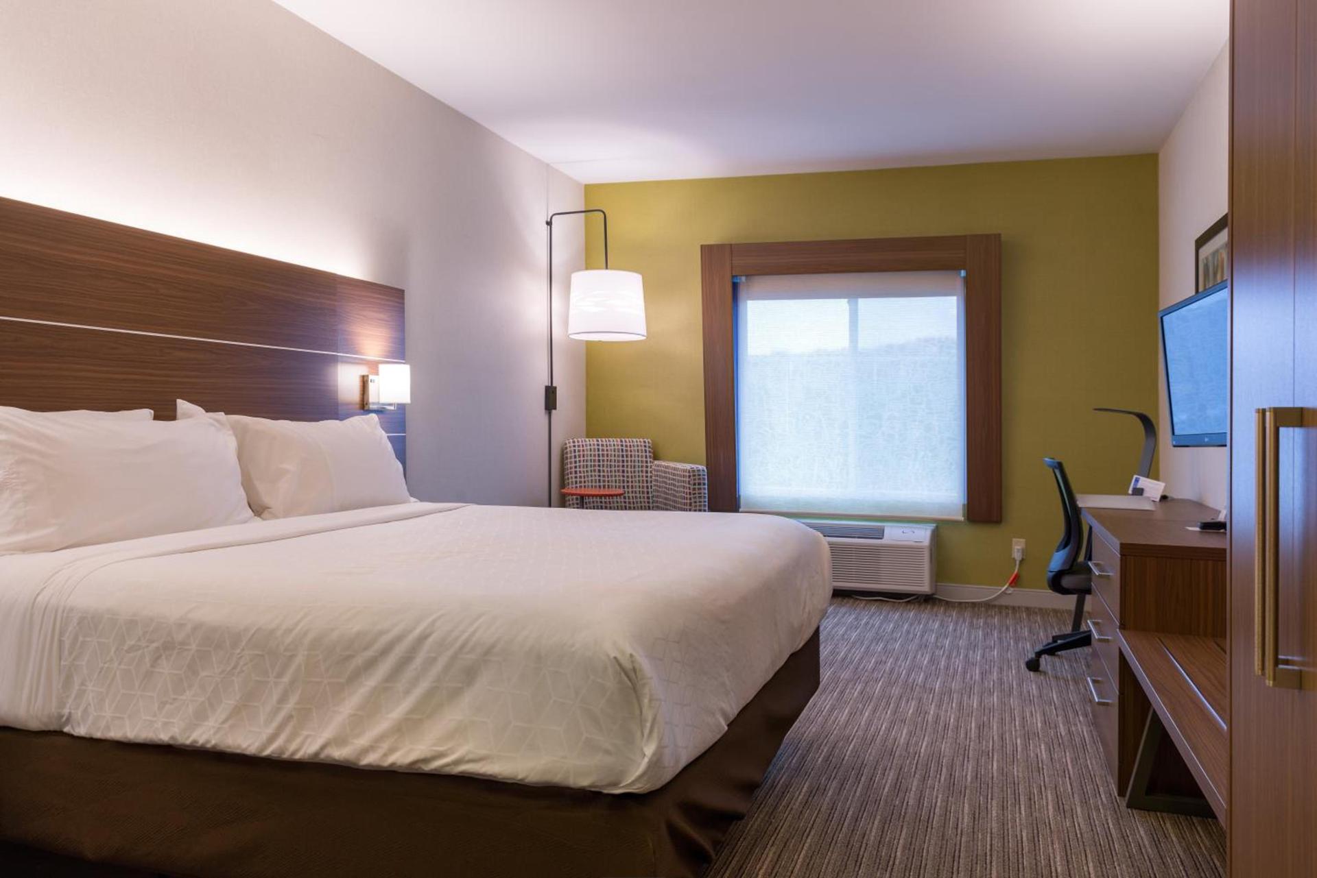 Holiday Inn Express Branford-New Haven by IHG photo 19