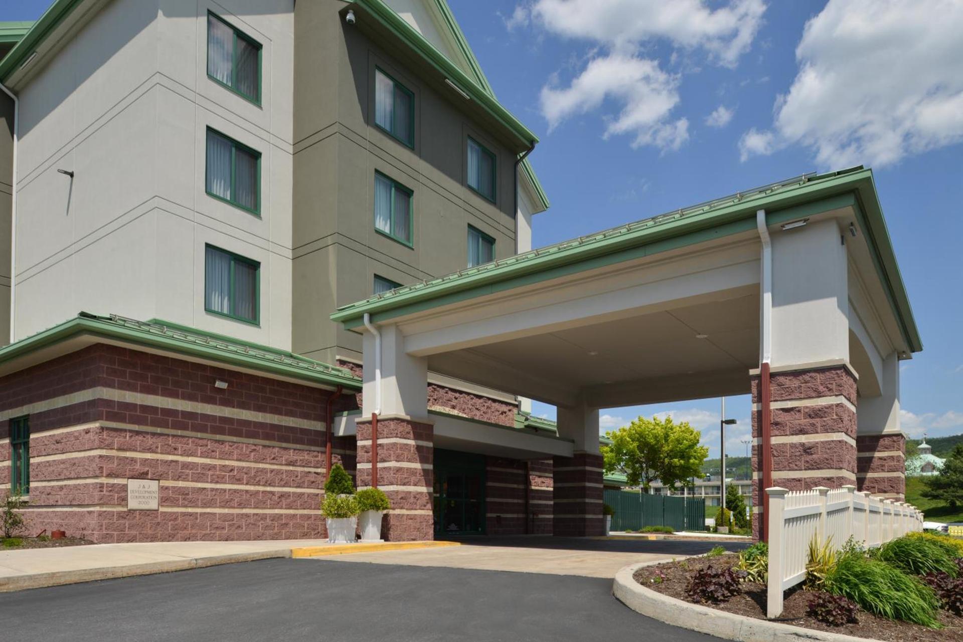 Holiday Inn Express Breezewood by IHG photo 24