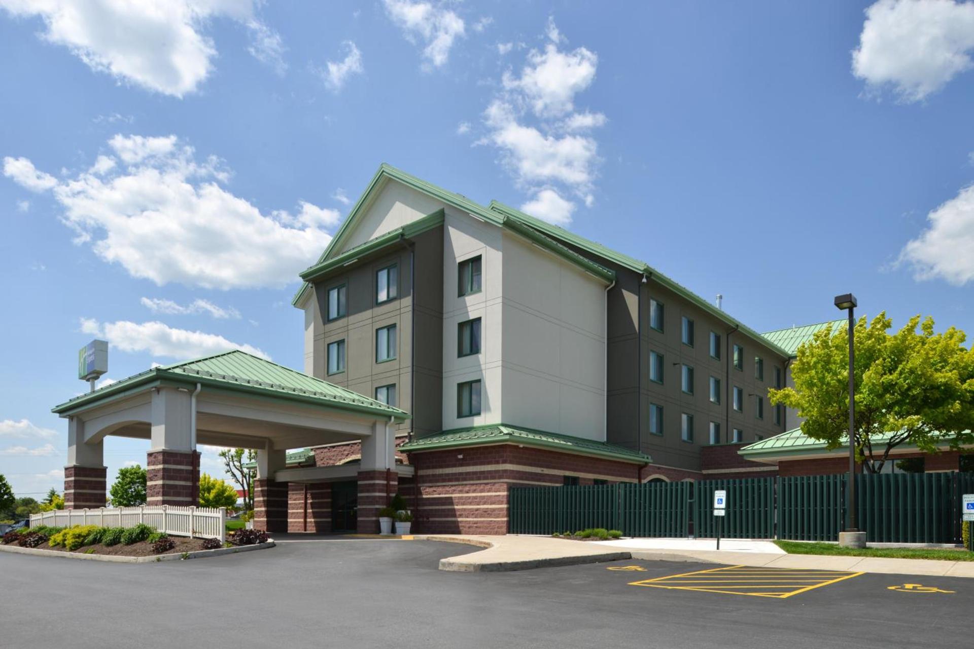Holiday Inn Express Breezewood by IHG photo 31