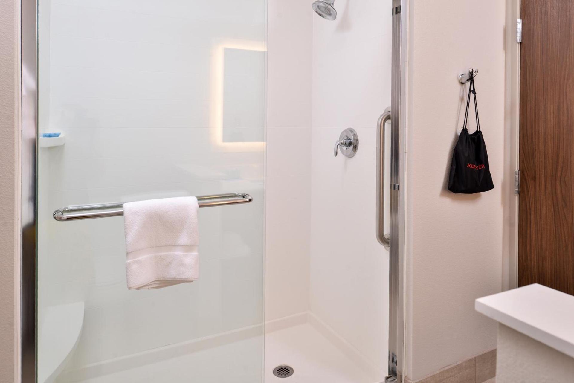 Holiday Inn Express - Early by IHG photo 25