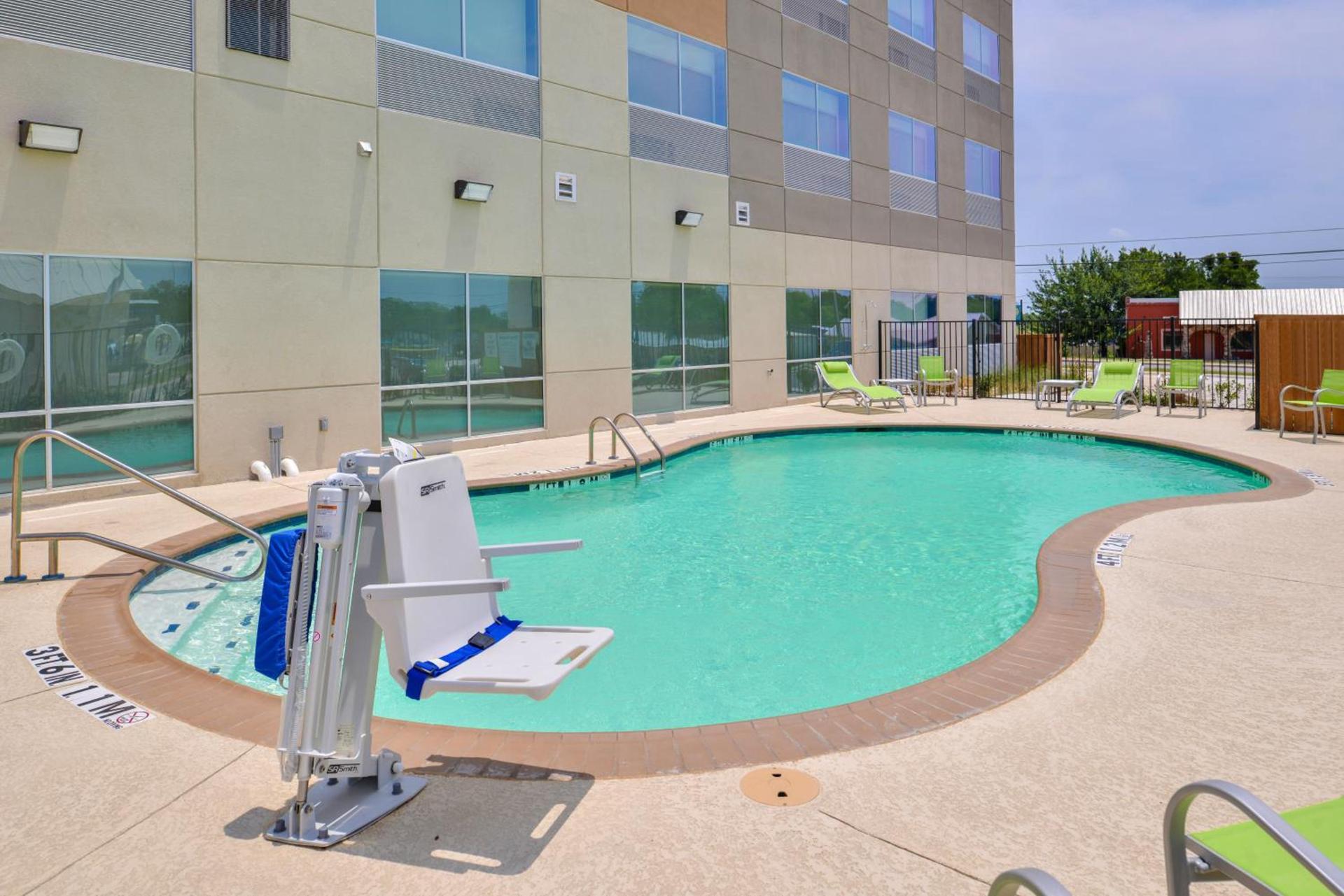 Holiday Inn Express - Early by IHG photo 36