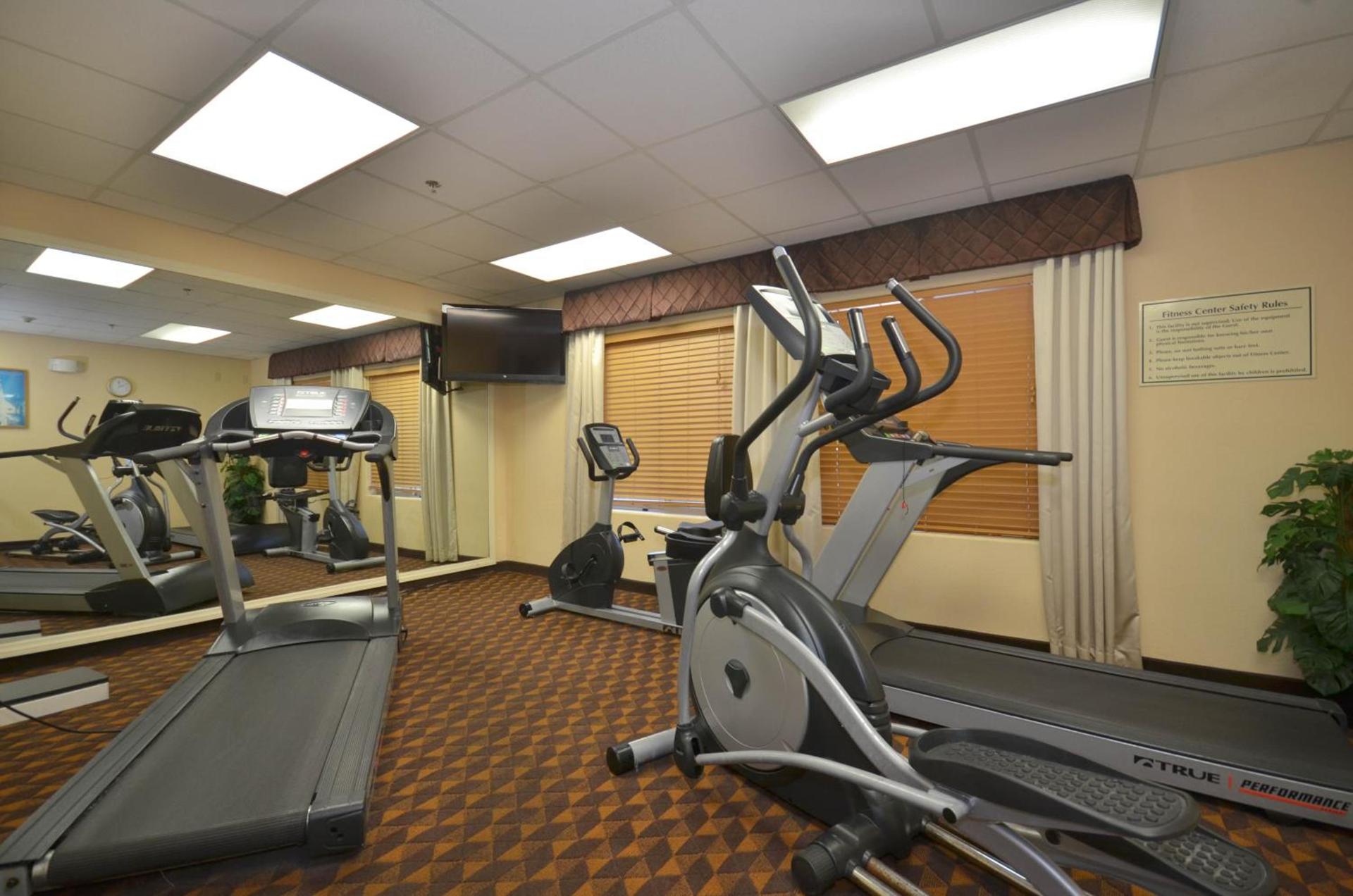 Holiday Inn Express Las Vegas-Nellis by IHG photo 15