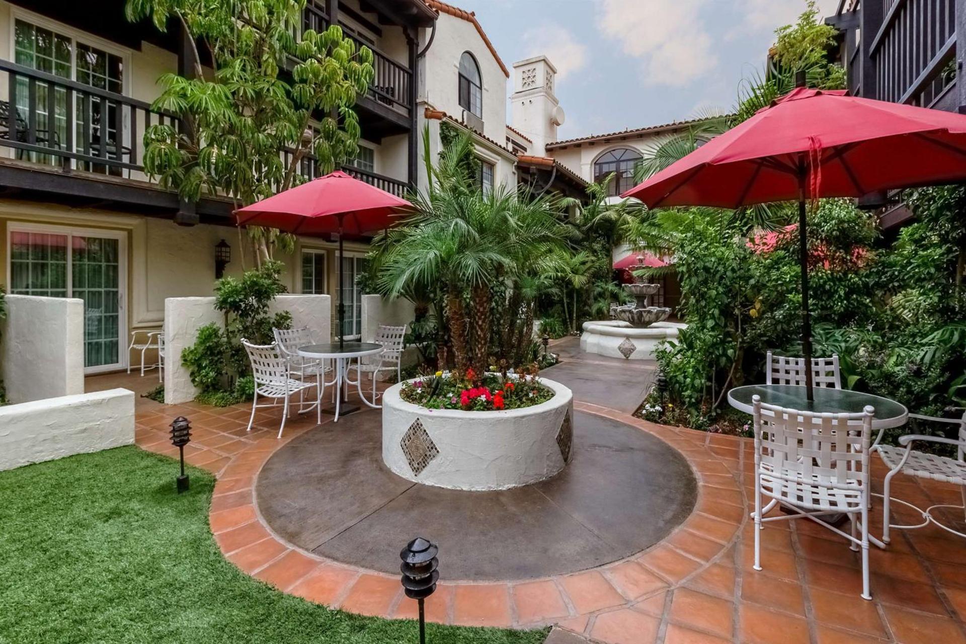 Best Western Plus Carpinteria Inn photo 81