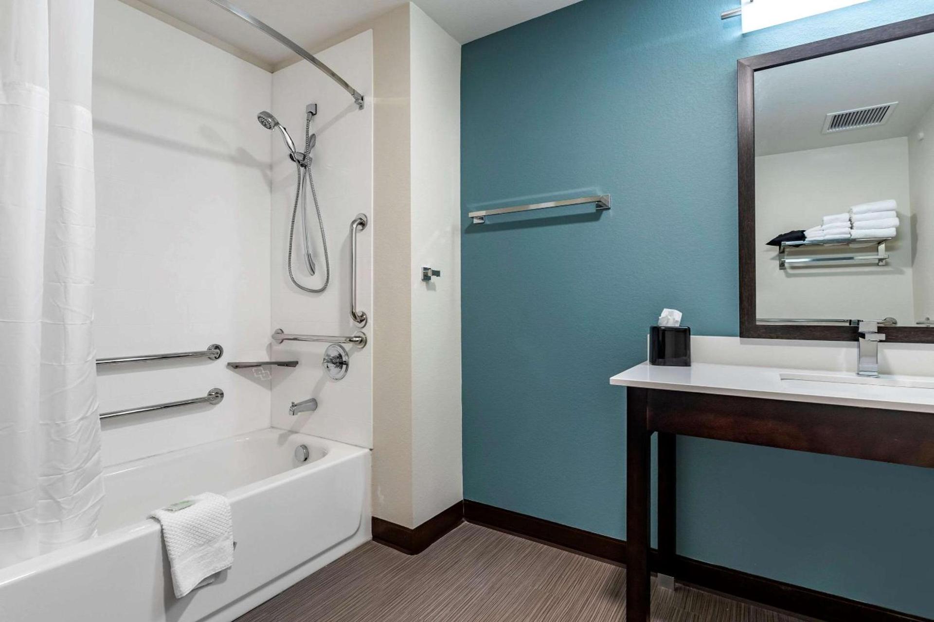 Sleep Inn Waukee-West Des Moines photo 7