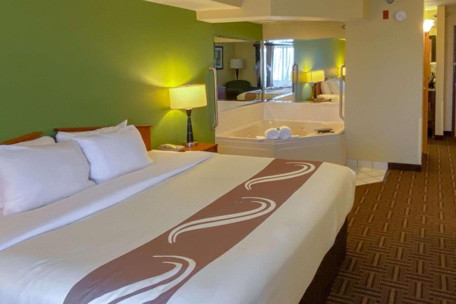 Quality Inn Bolingbrook I-55 photo 24