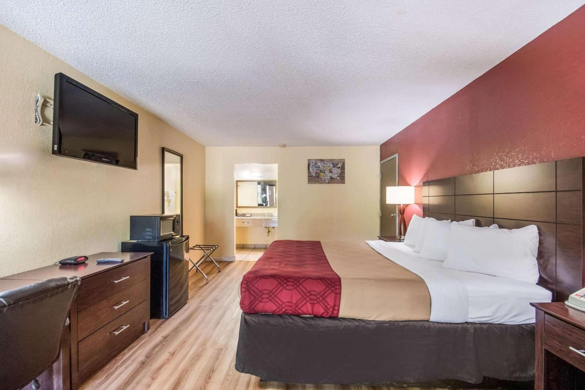 Econo Lodge Kearney - Liberty photo 20