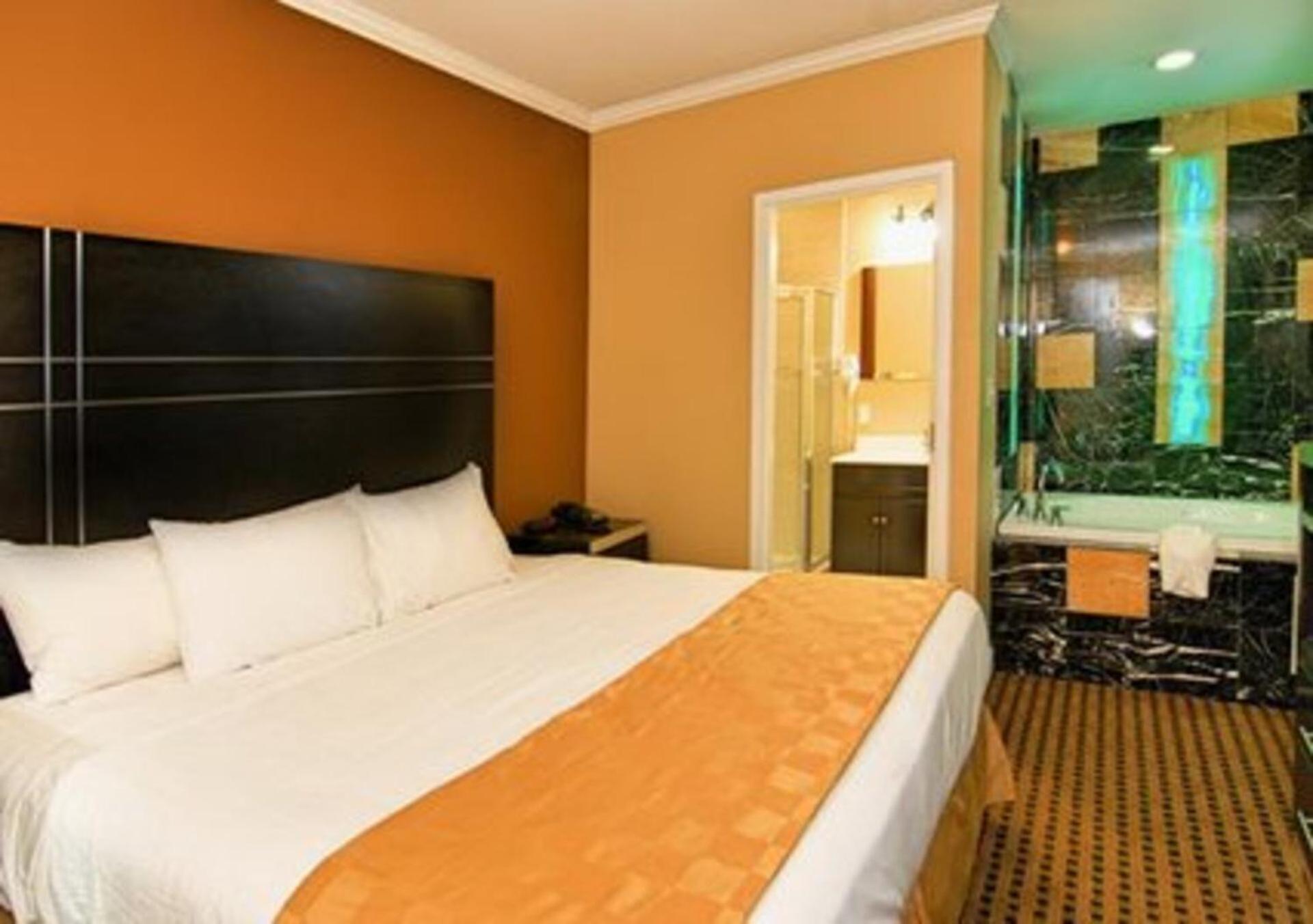 The Prince Hotel photo 3