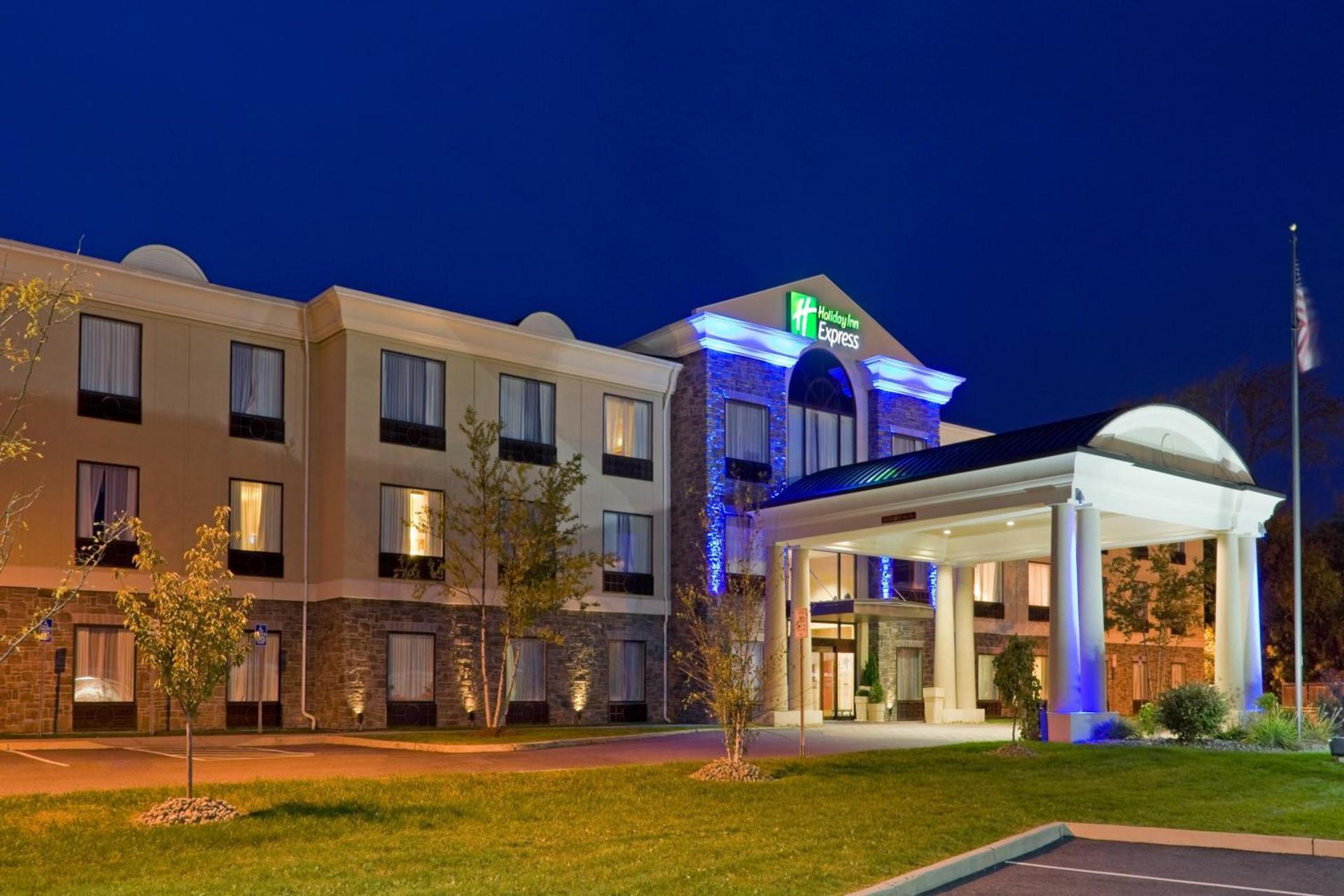 Holiday Inn Express Hotel & Suites Chester by IHG photo 39