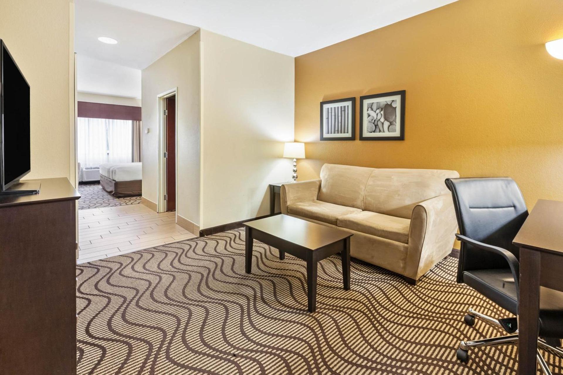 La Quinta by Wyndham South Bend photo 48