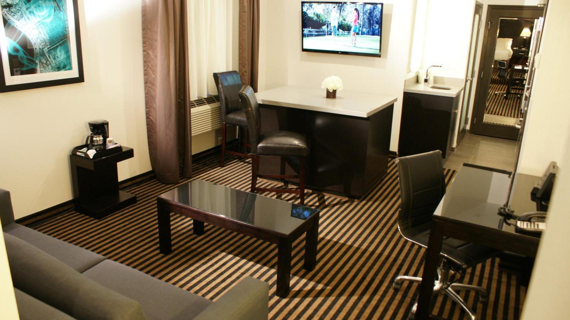 Holiday Inn Express Hollywood Walk of Fame by IHG photo 30
