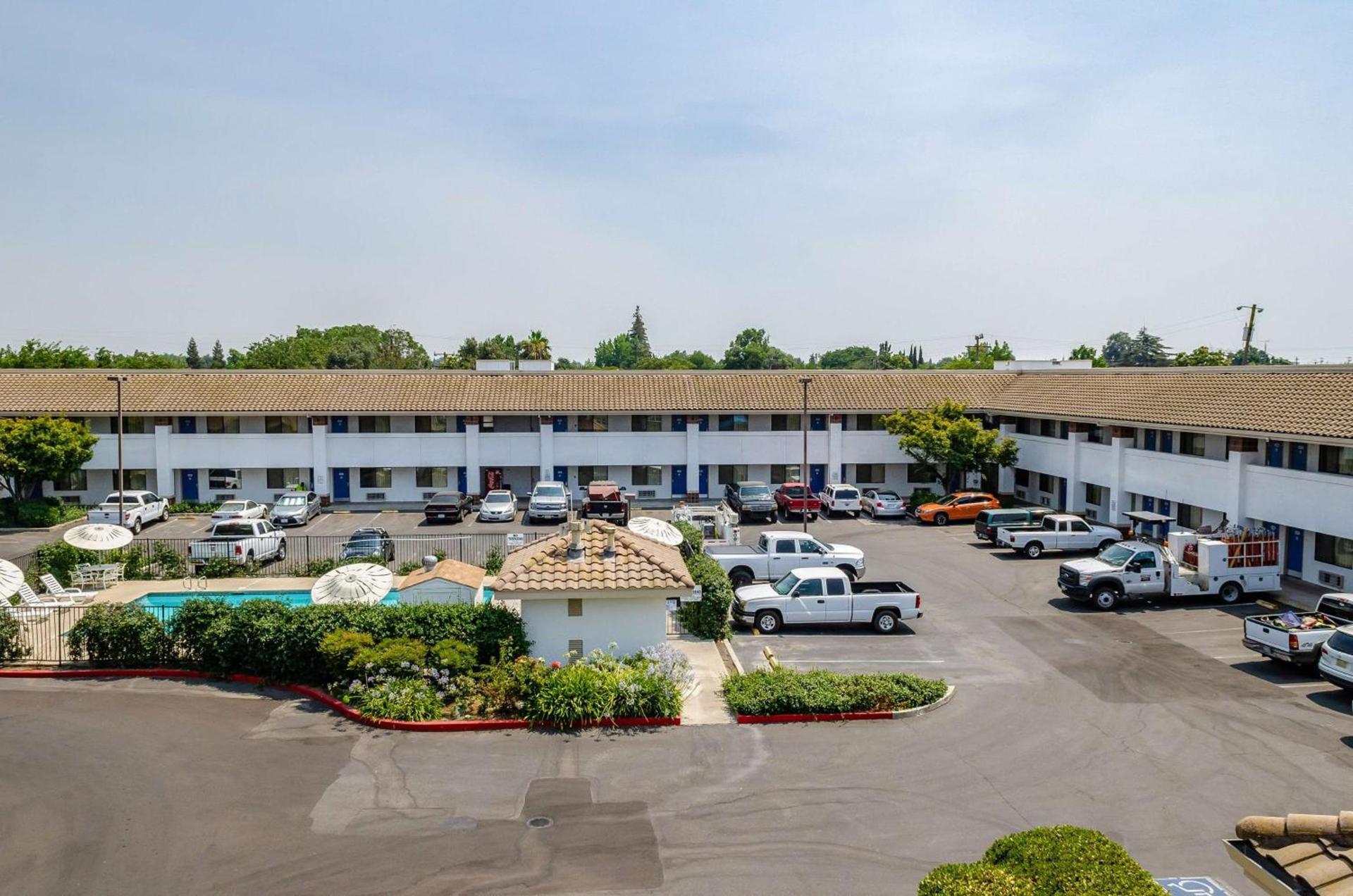Motel 6 Oakdale, Ca photo 4