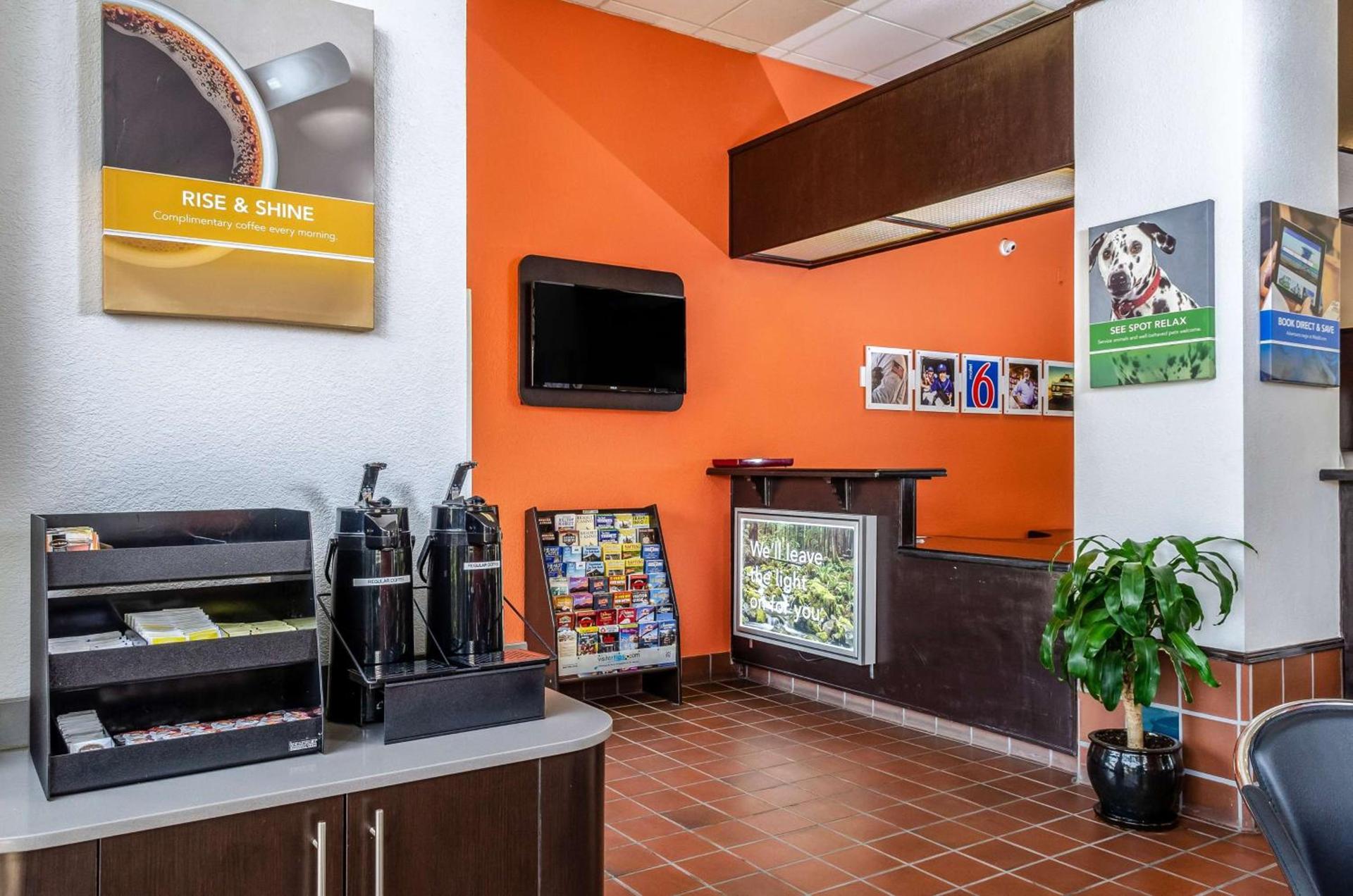 Motel 6 Oakdale, Ca photo 28