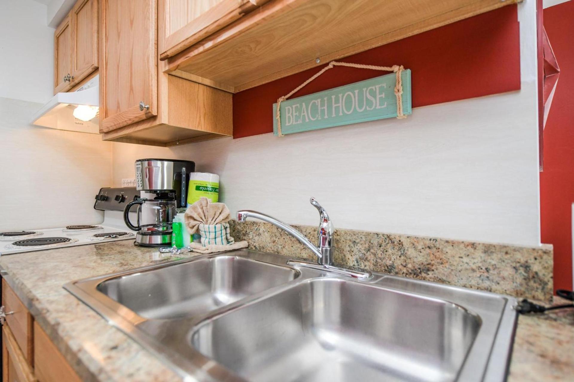Captain’s Quarters at Anna Maria Island Inn photo 9