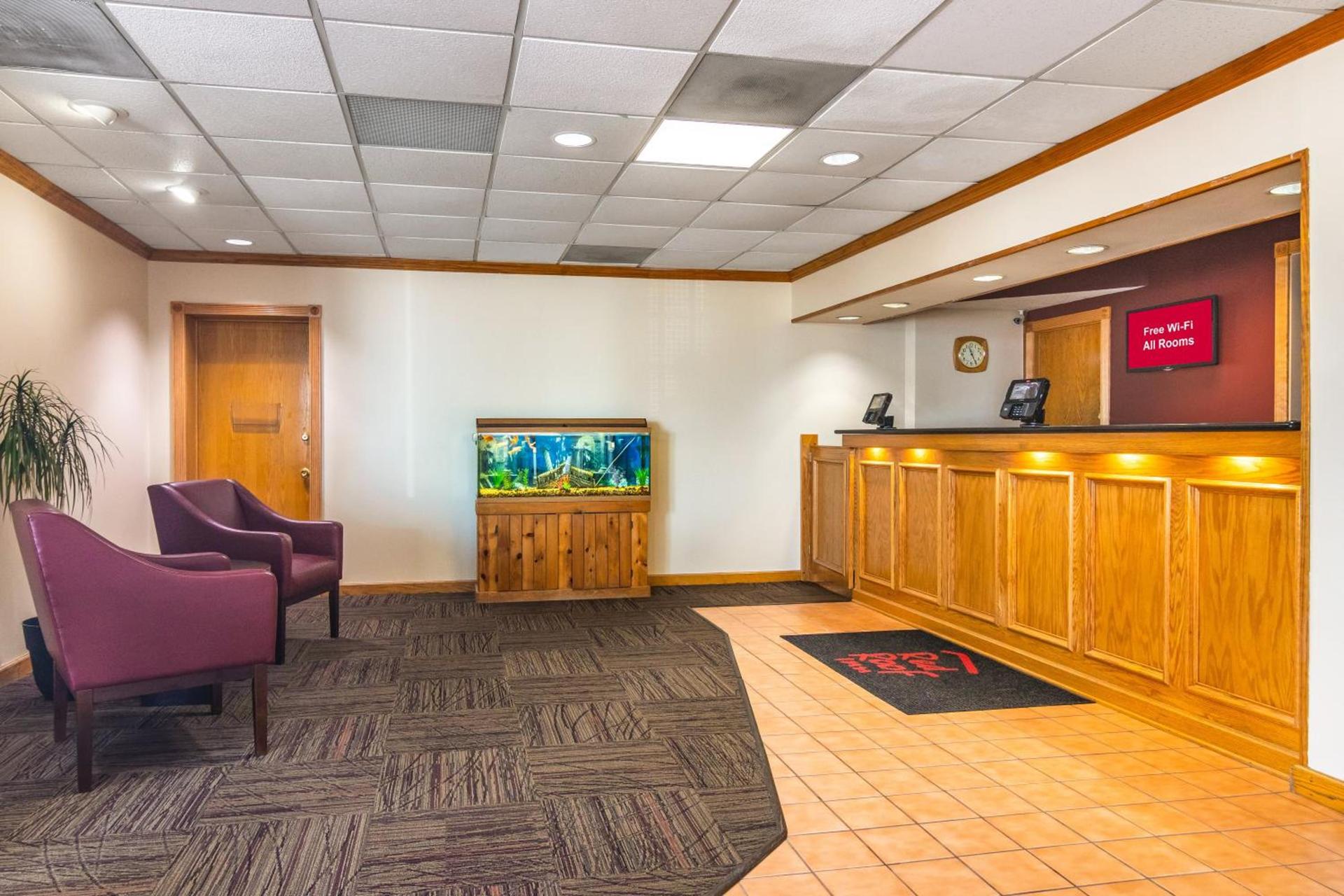 Red Roof Inn Ashtabula - Austinburg photo 3