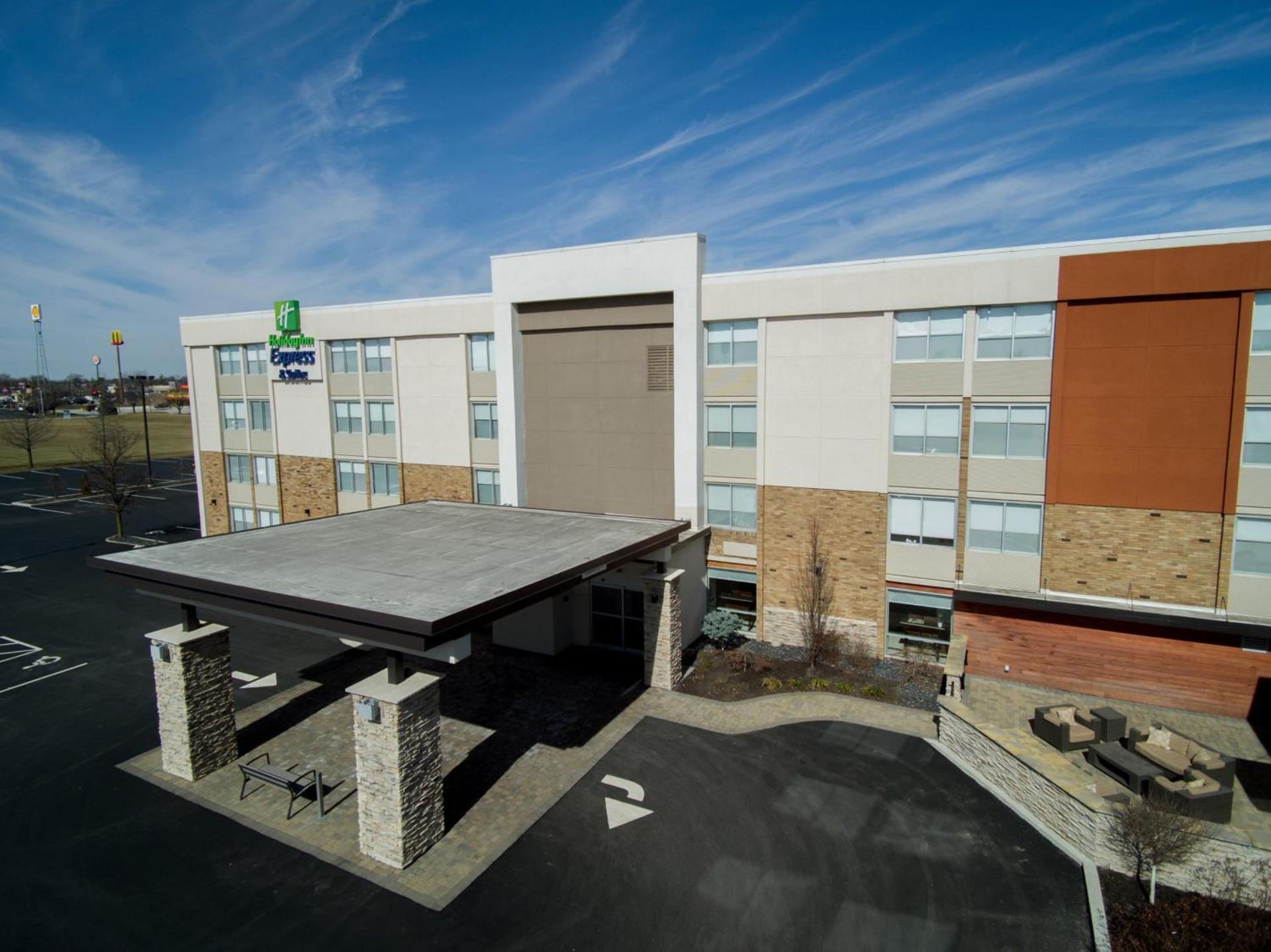 Holiday Inn Express & Suites Wapakoneta by IHG photo 78