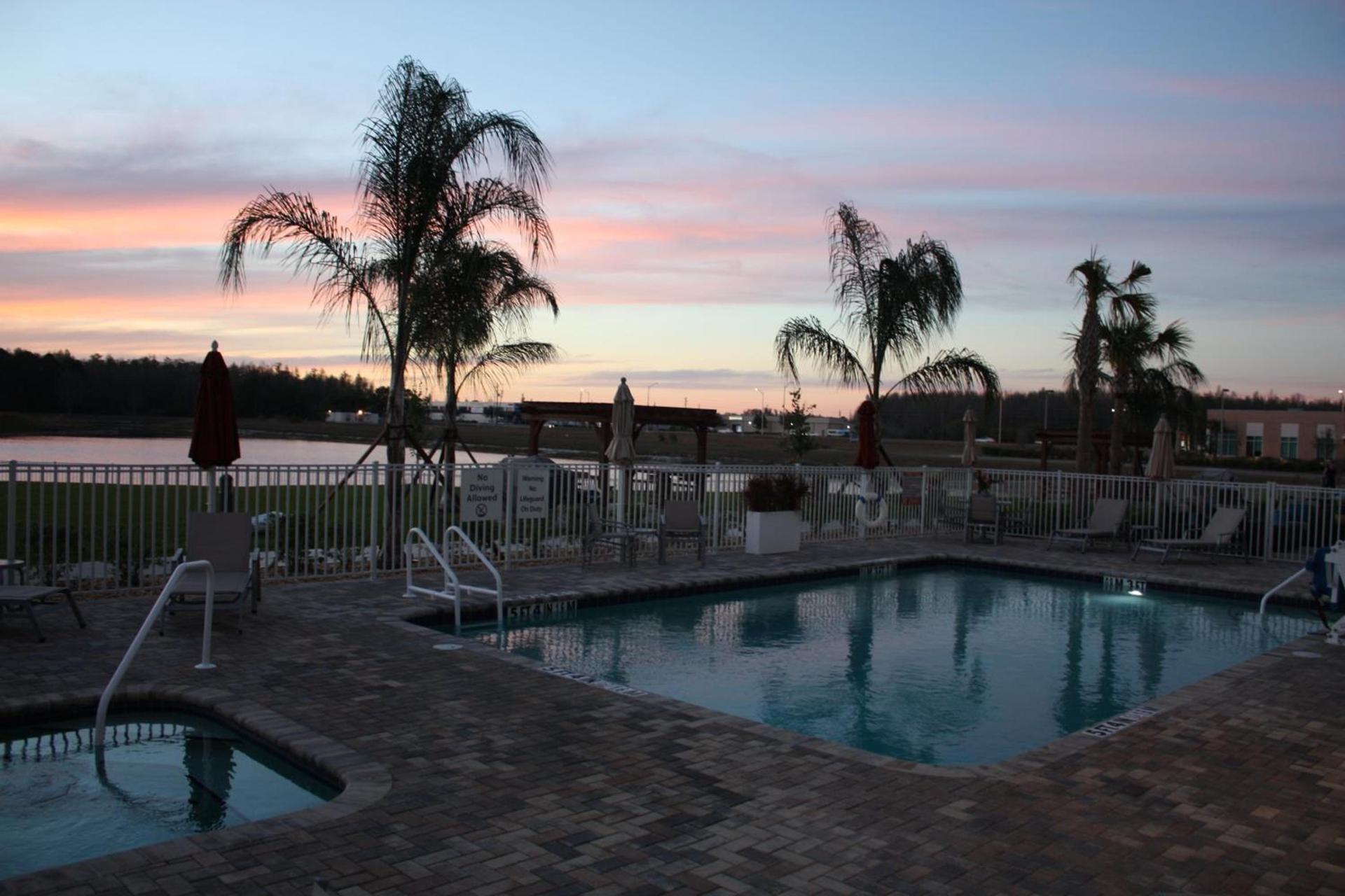 Holiday Inn Express & Suites Trinity by IHG photo 19