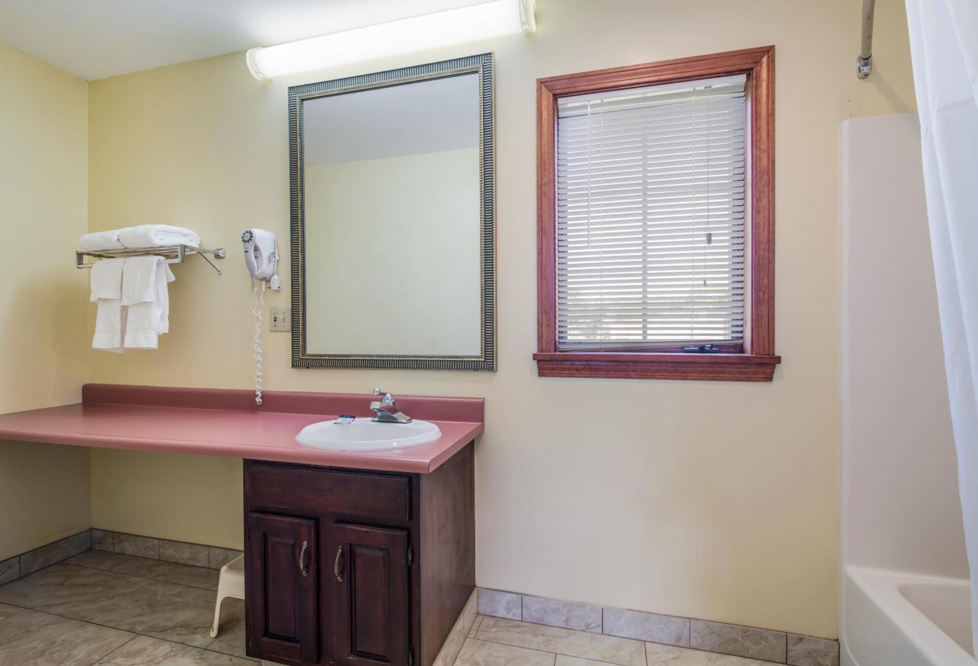 Americas Best Value Inn Scarborough Portland photo 23