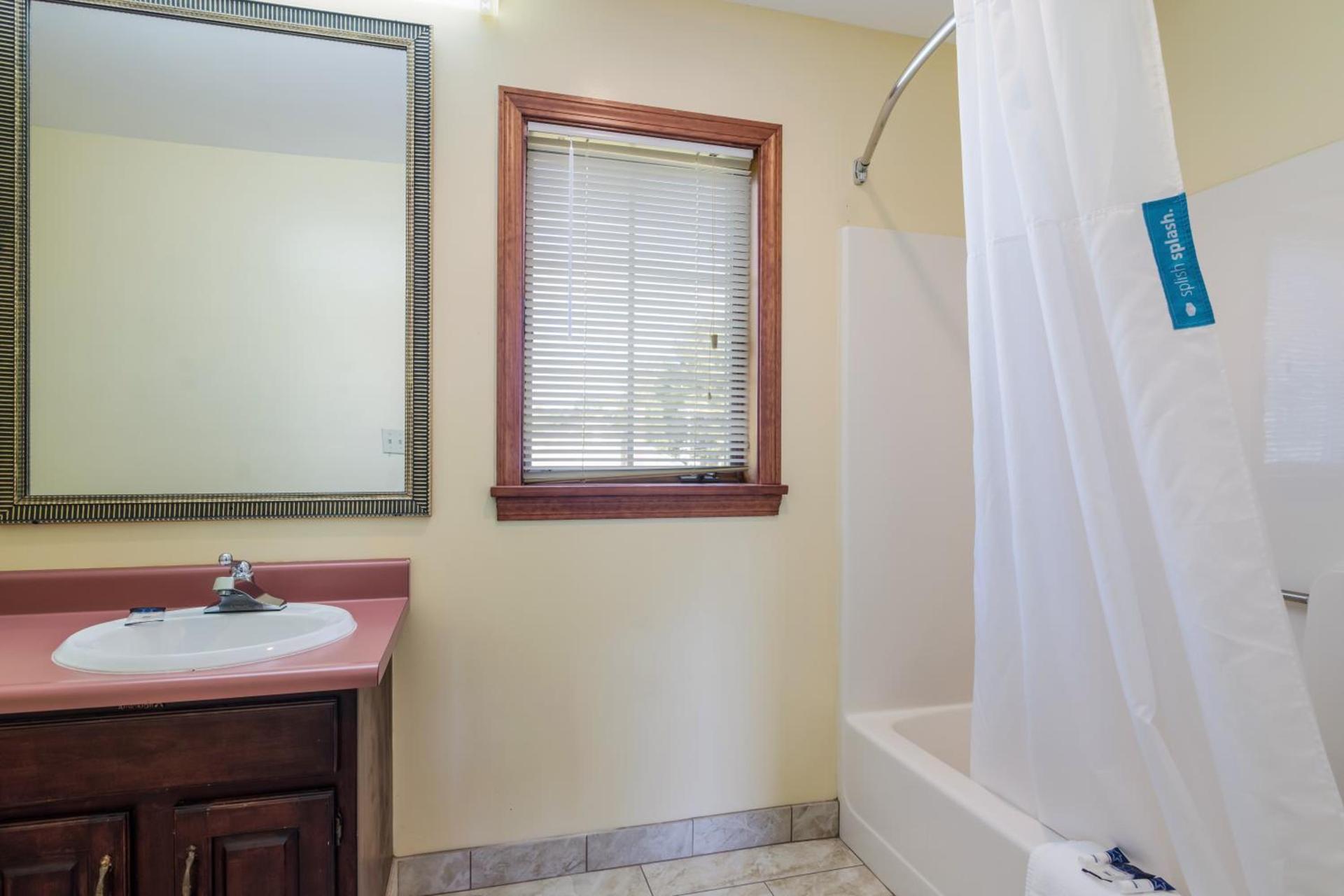 Americas Best Value Inn Scarborough Portland photo 25