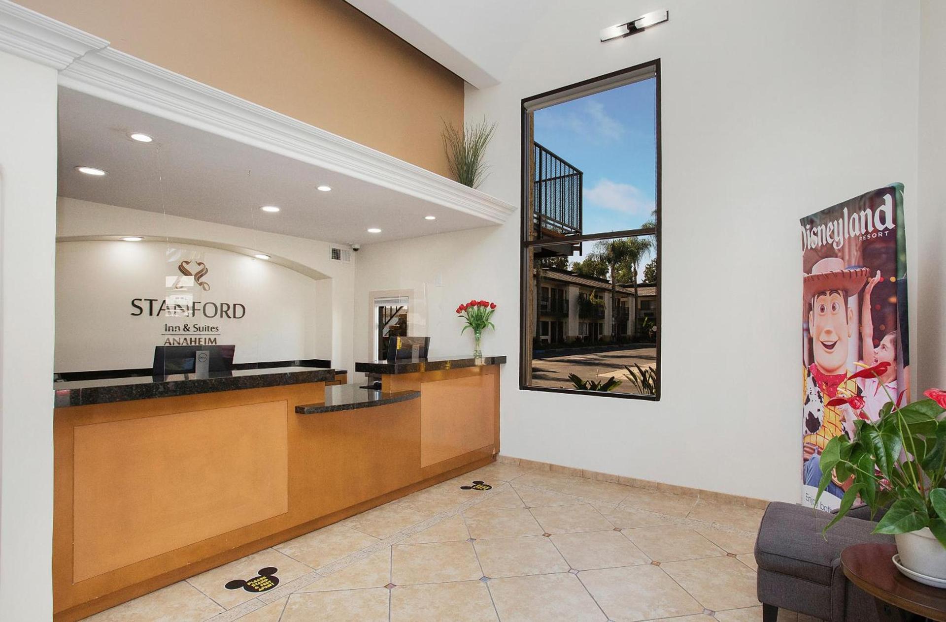 Stanford Inn & Suites Anaheim photo 8