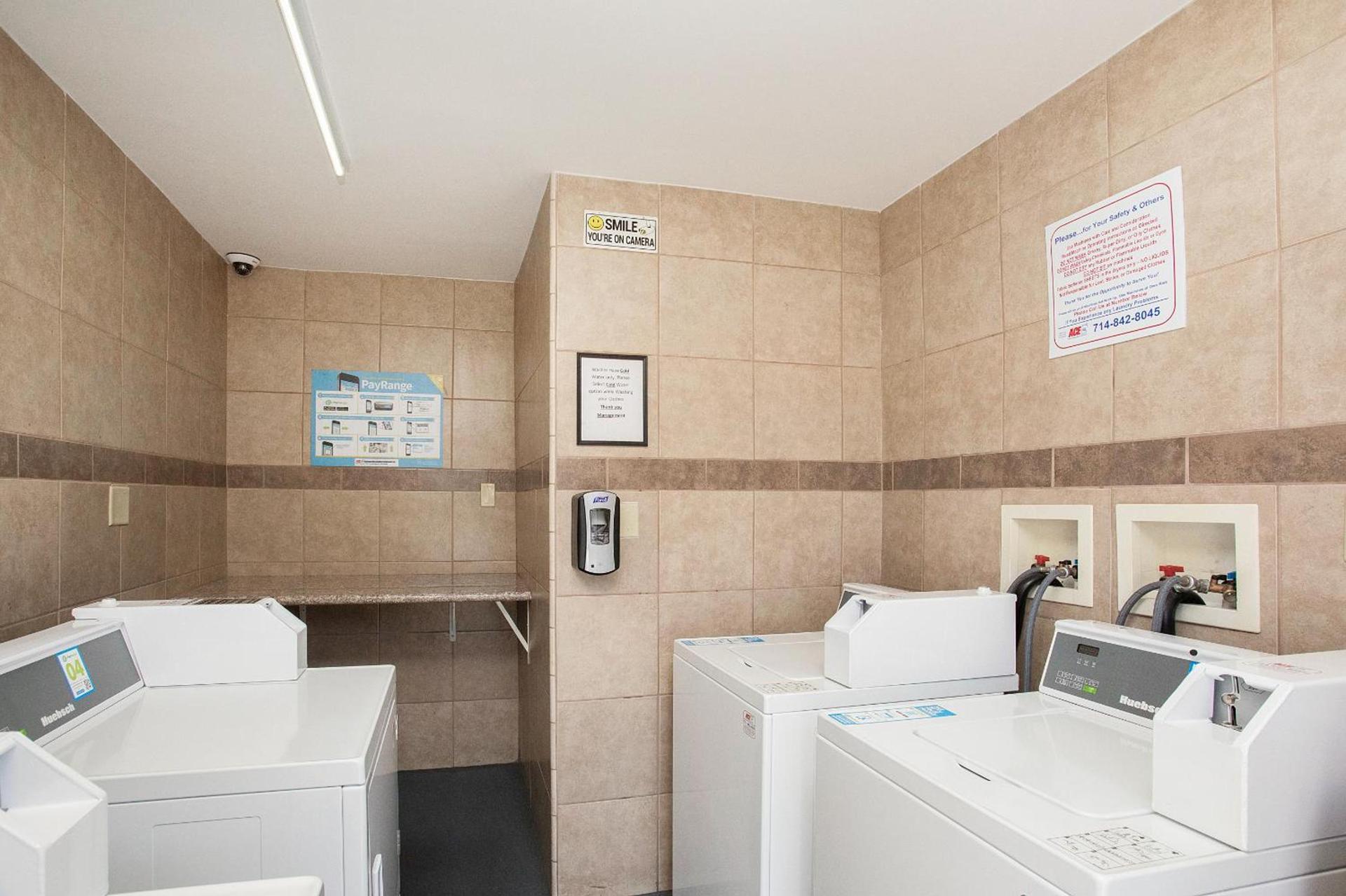 Stanford Inn & Suites Anaheim photo 15