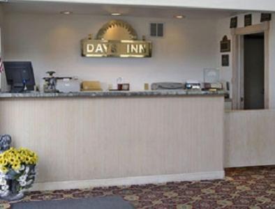 Days Inn by Wyndham Fort Stockton photo 4