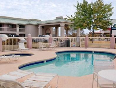 Days Inn by Wyndham Fort Stockton photo 2