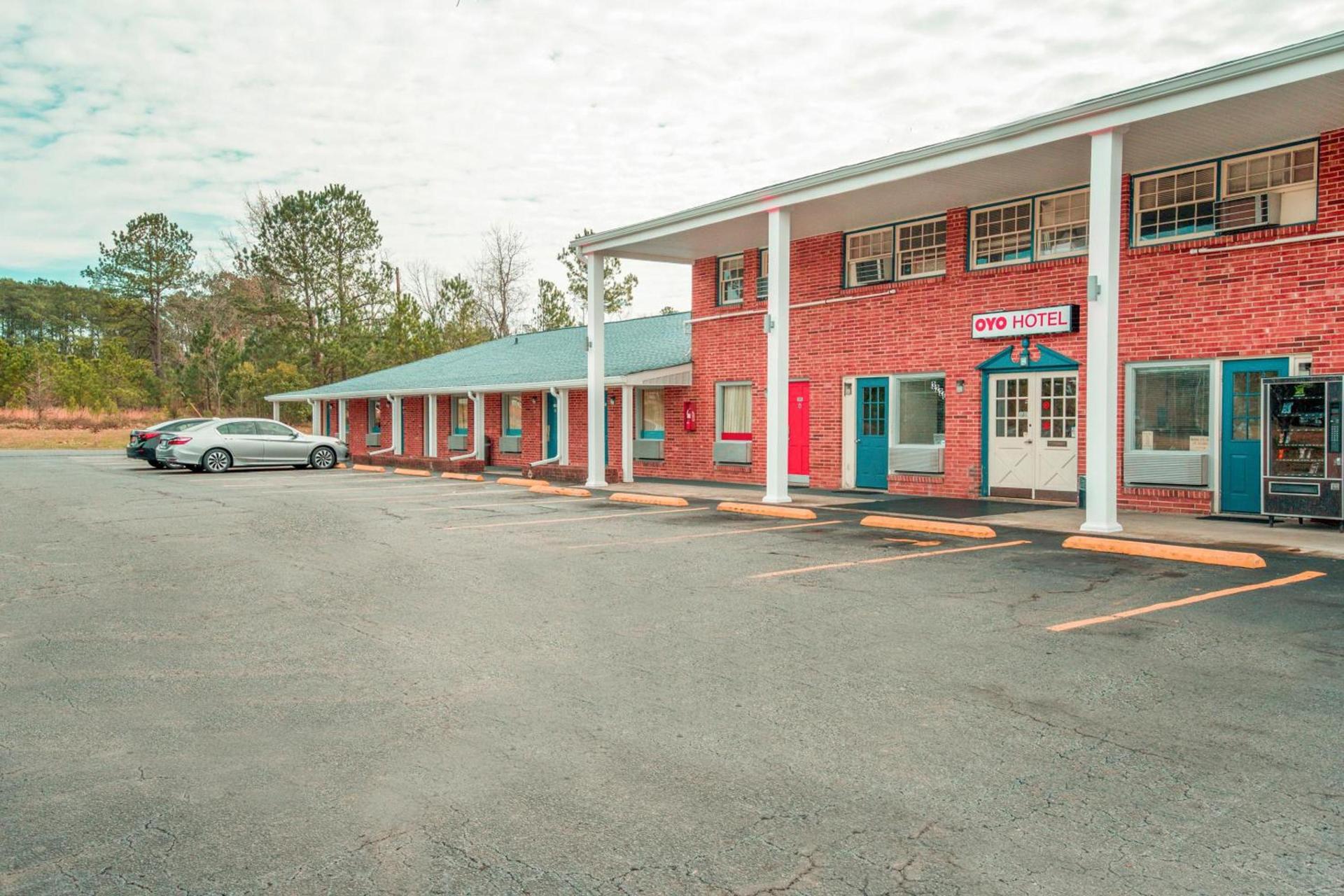 OYO Hotel Durham West Hills photo 45