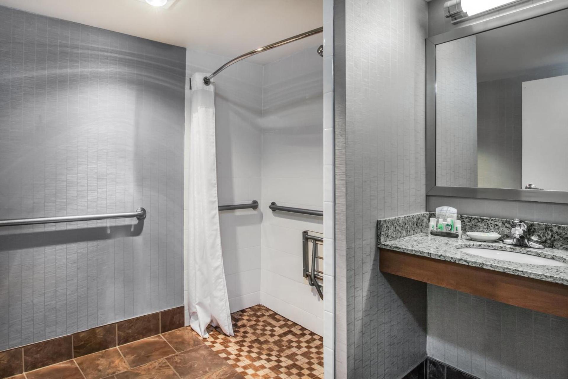 Holiday Inn Saratoga Springs by IHG photo 10