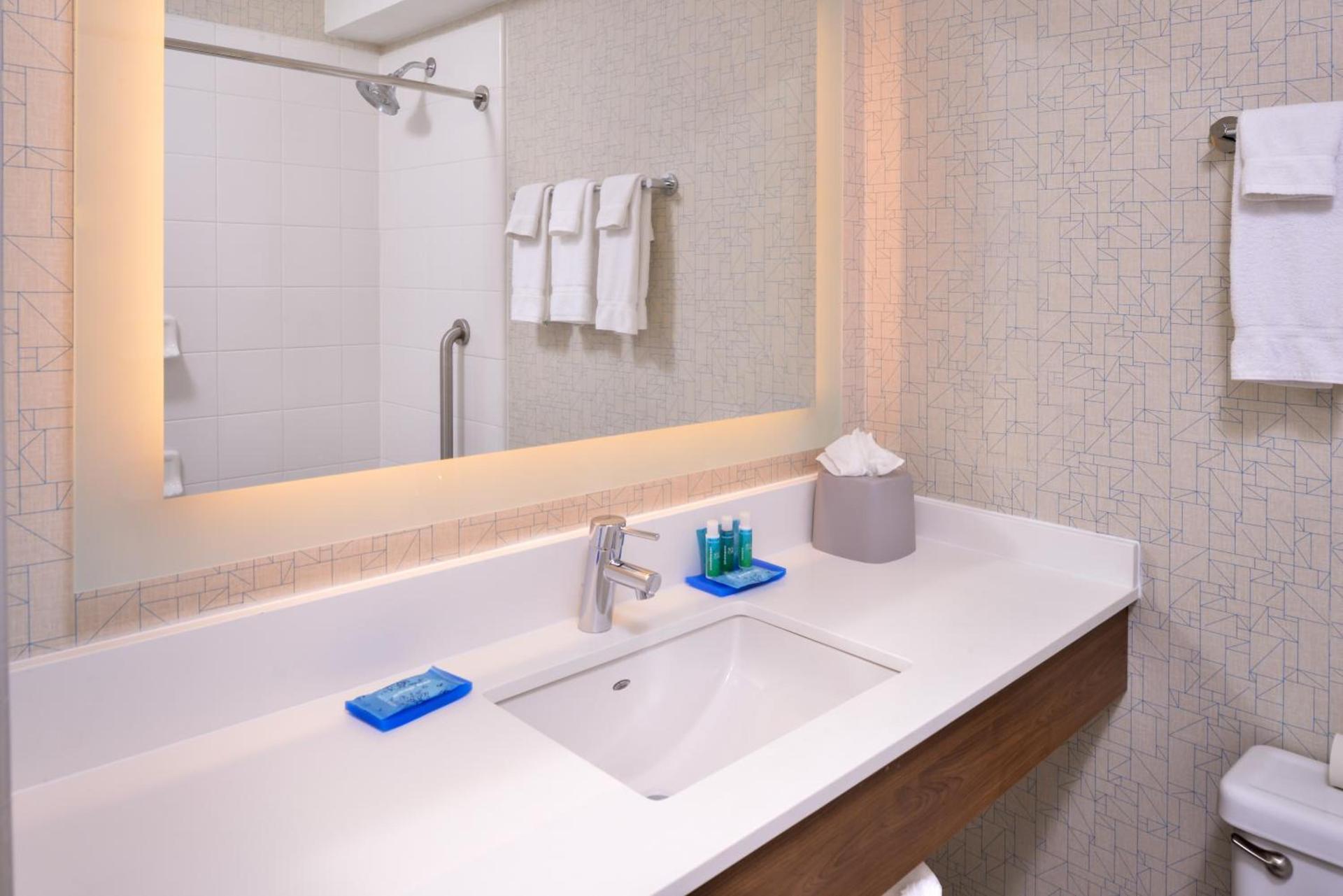 Holiday Inn Express Walnut Creek by IHG photo 41