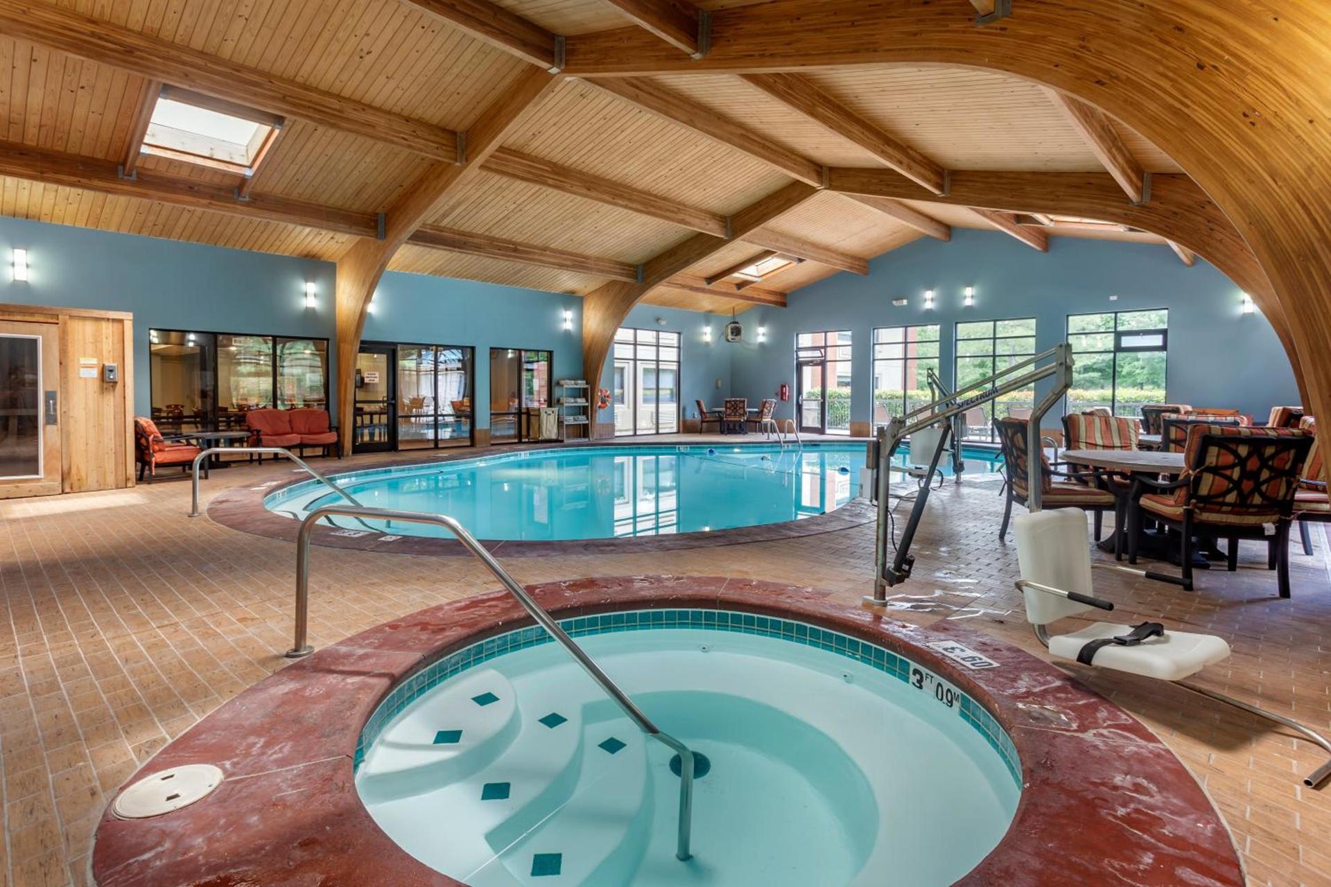 Holiday Inn Express Branson- Green Mountain Drive by IHG photo 2